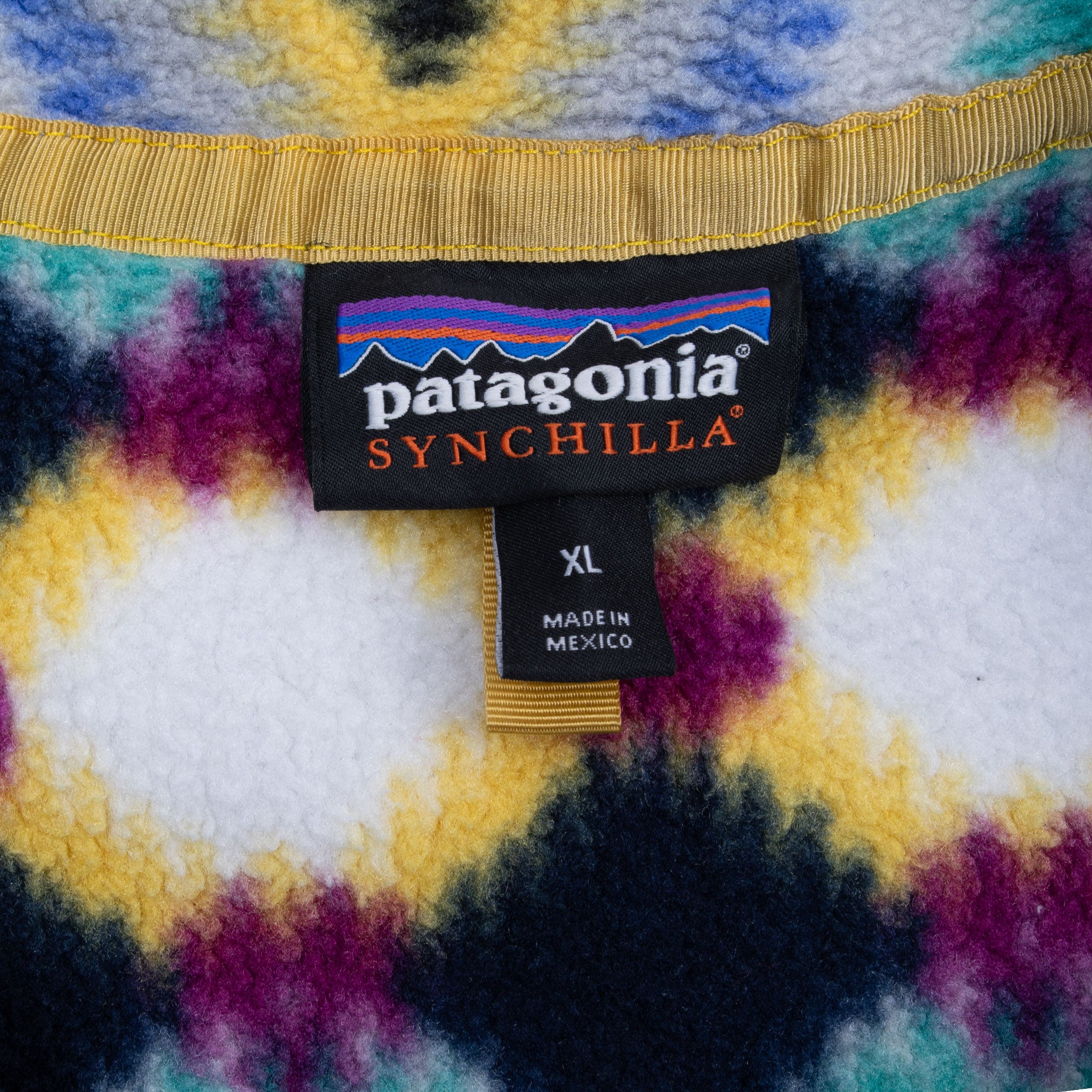 Vintage Patagonia Synchilla Snap T Aztec Navajo Fleece Pullover Size XL 2000S

RN51884

STY25455