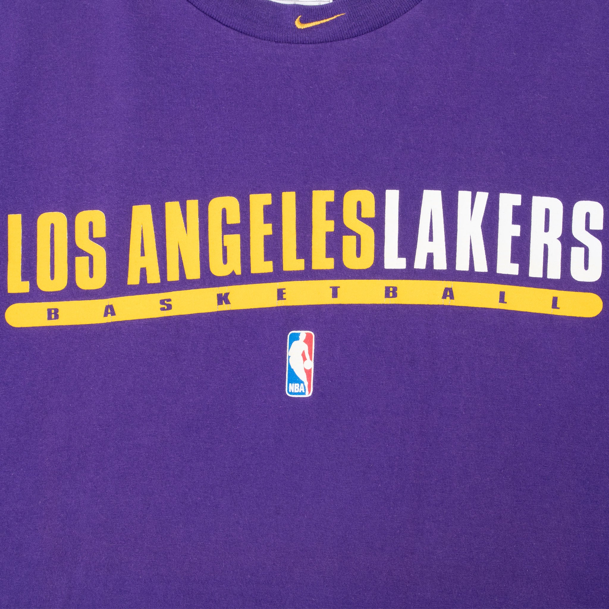 VINTAGE NIKE NBA LOS ANGELES LAKERS CENTER SWOOSH 1990S TEE SHIRT LARGE