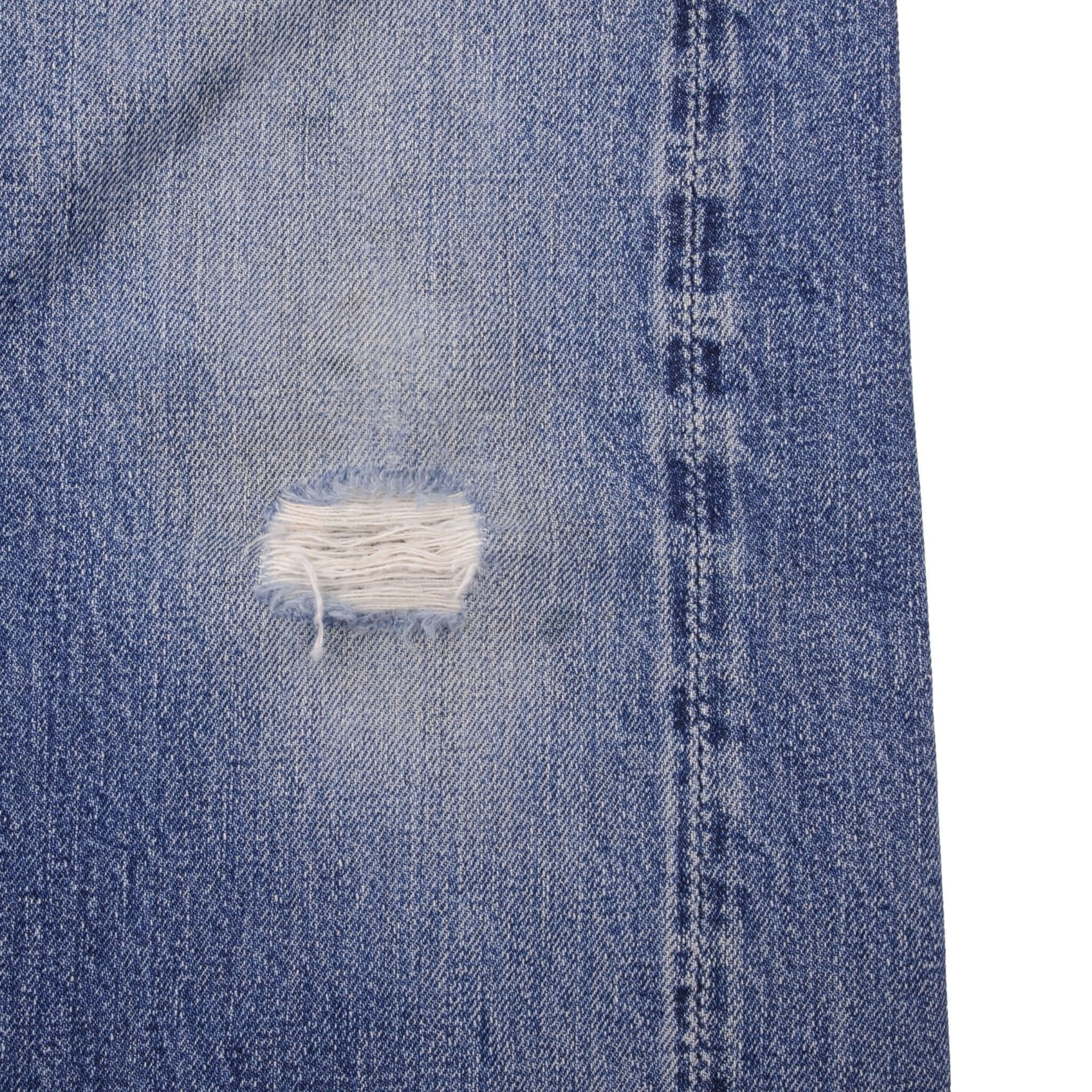 Beautiful Indigo Levis 501 Jeans With Single Stitch, Rivet XX and Selvedge Made in USA with Medium Blue Wash.  Size 32x29  Zip: Gripper Zipper