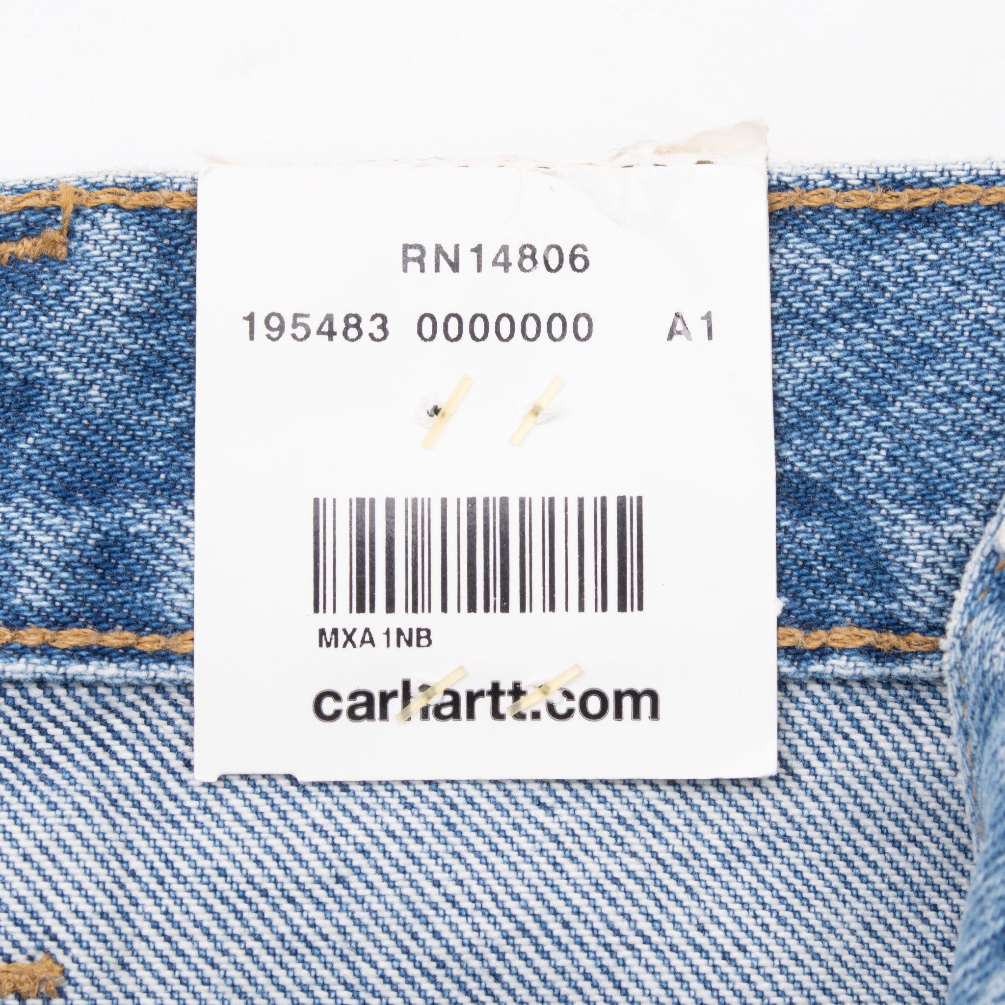 VINTAGE CARHARTT DENIM BLUE CARPENTER SHORTS B29STW 2011 SIZE 34 DEADSTOCK