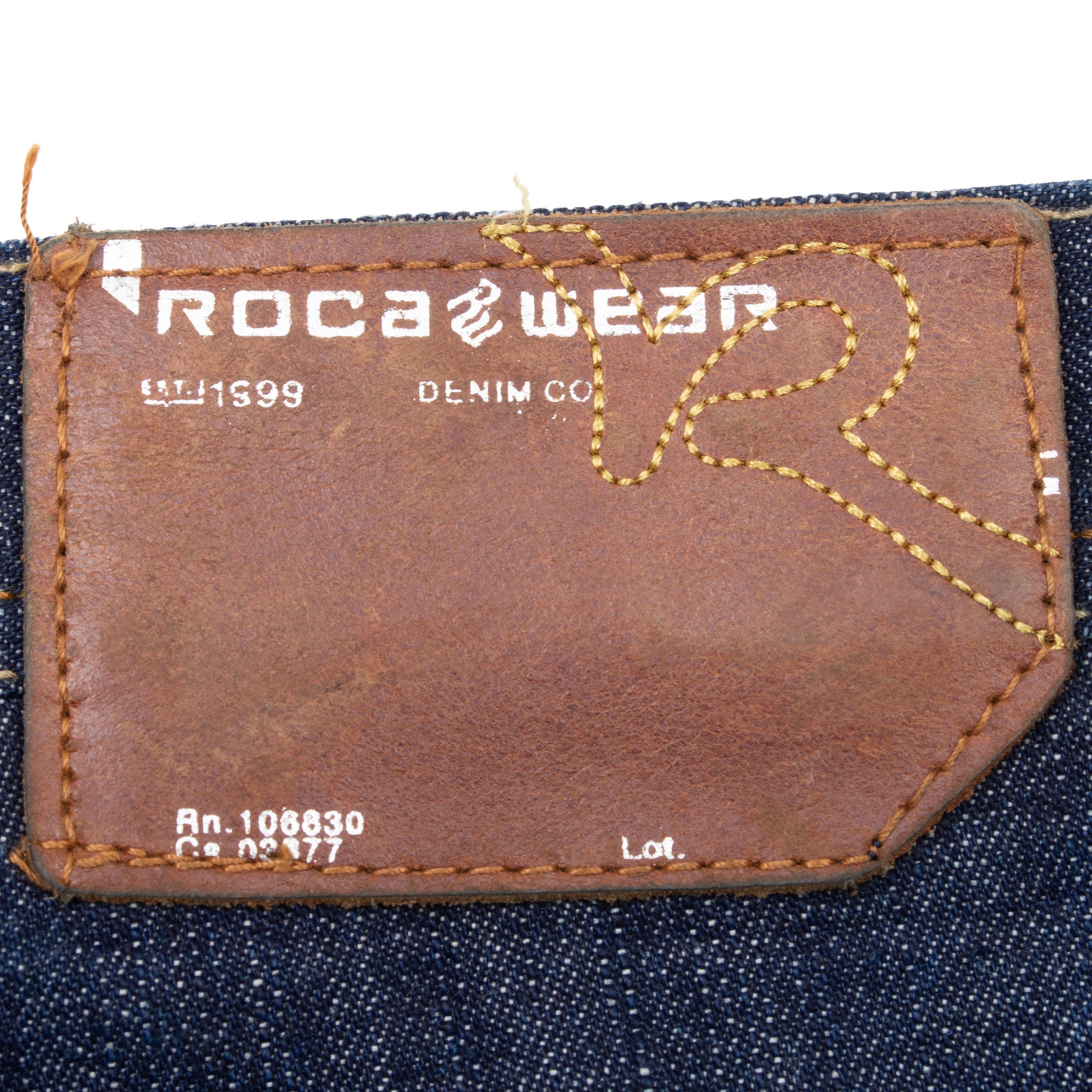 VINTAGE ROCA WEAR BAGGY BLUE DENIM SHORTS 2000S Y2K SIZE 40