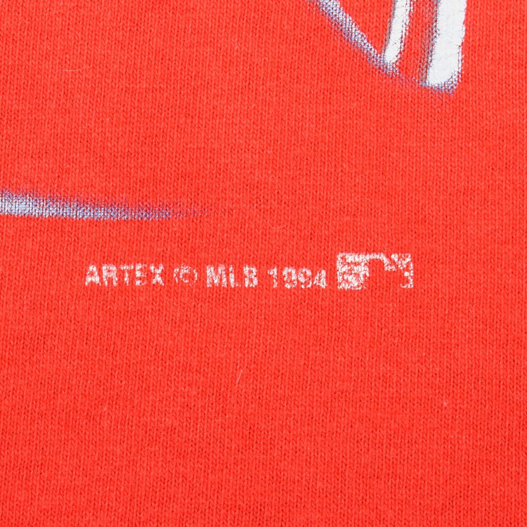 Vintage MLB Philadelphia Phillies Tee Shirt 1994 Size XL Made In USA with single stitch sleeves