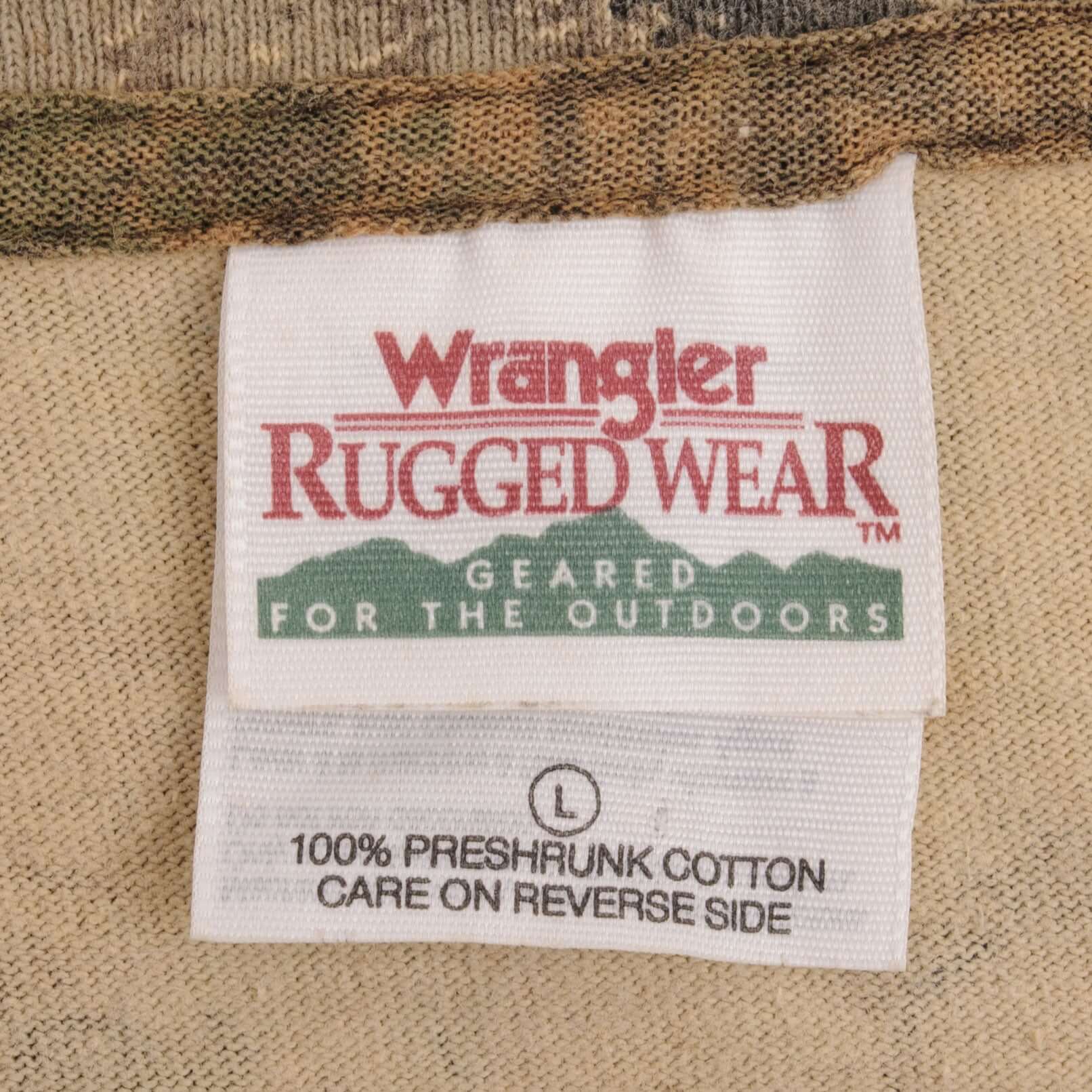 Vintage Hunting Advantage Camo Wrangler Pocket Tee Shirt 1990S Size Medium Made In USA With Single Stitch Sleeves