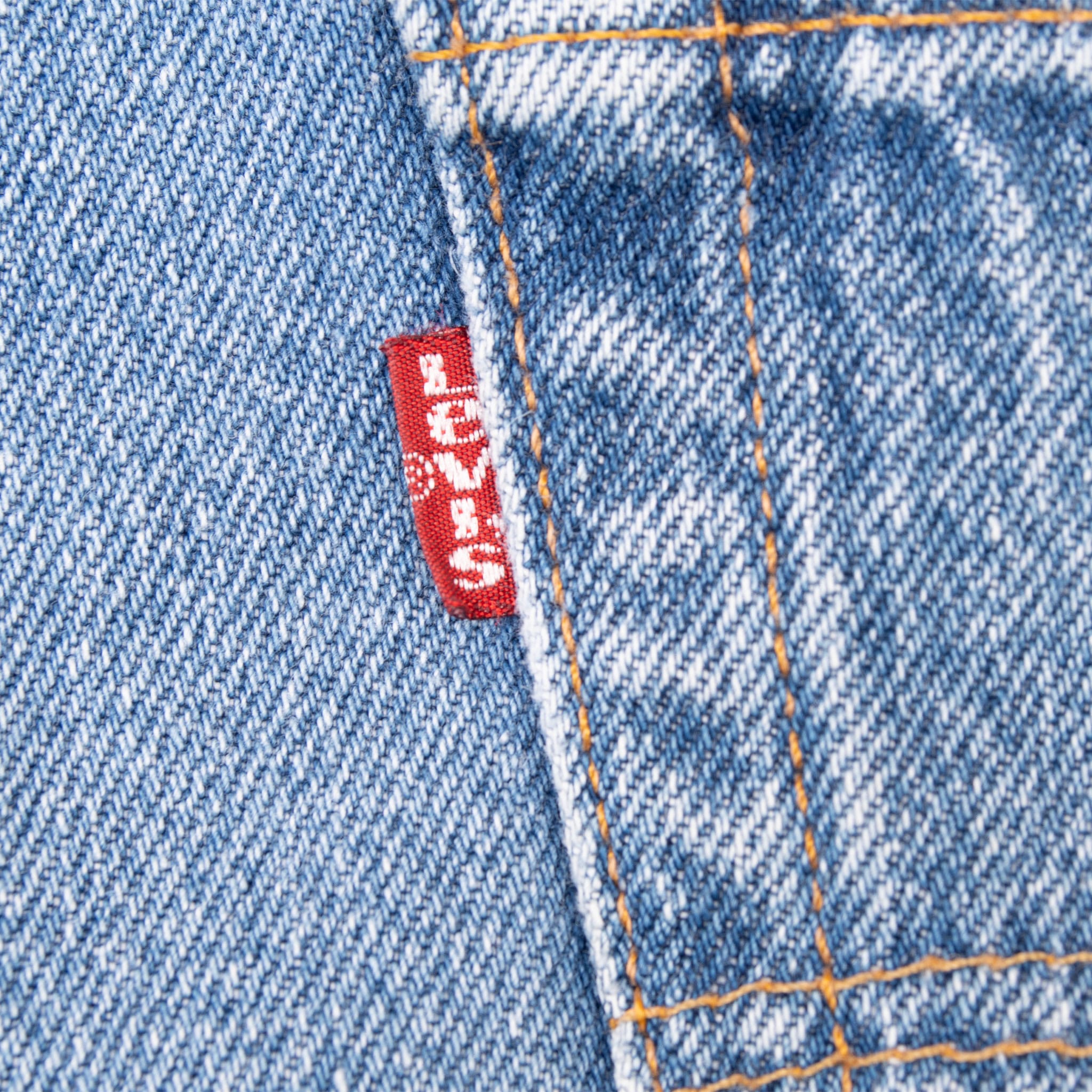 VINTAGE LEVIS 501 BLUE JEANS INDIGO 1990S SIZE 40X30 MADE IN USA