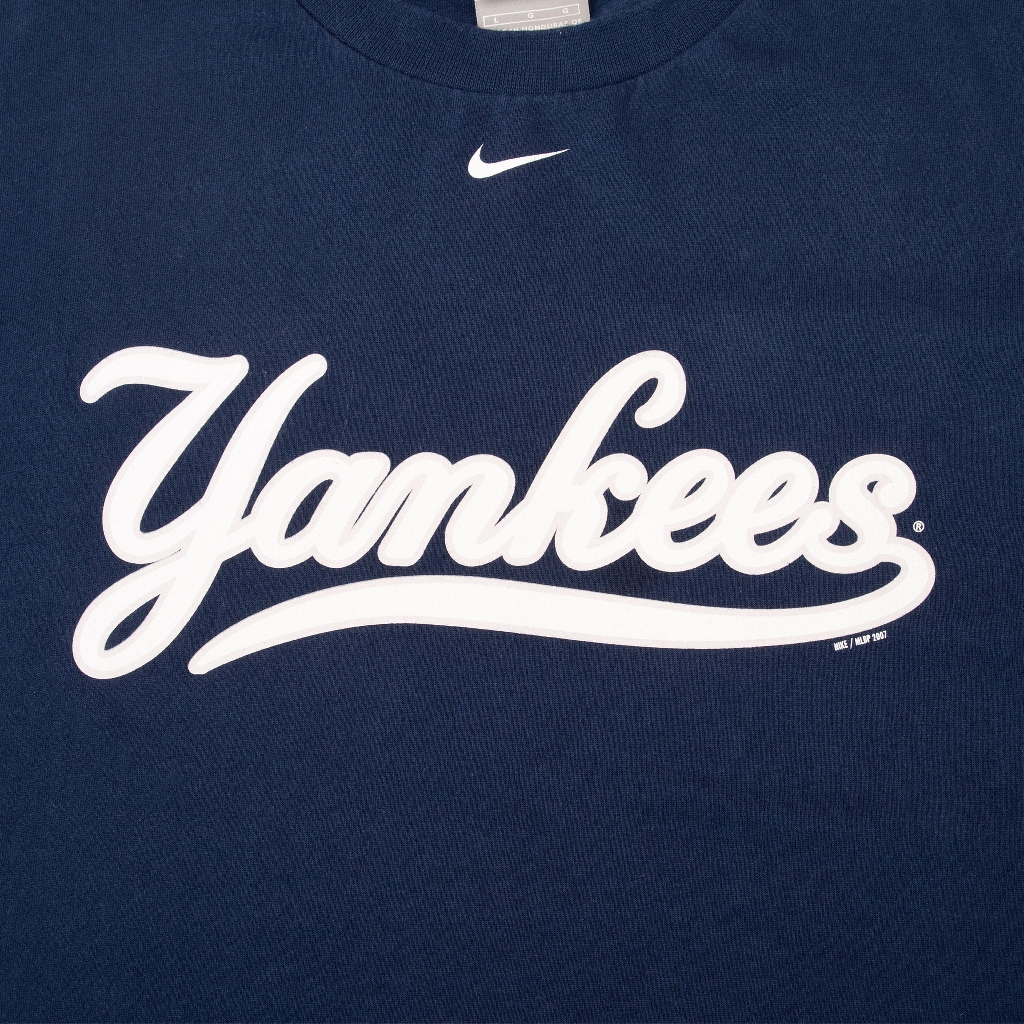 VINTAGE NIKE MLB NEW YORK YANKEES CENTER SWOOSH TEE SHIRT 2007 LARGE