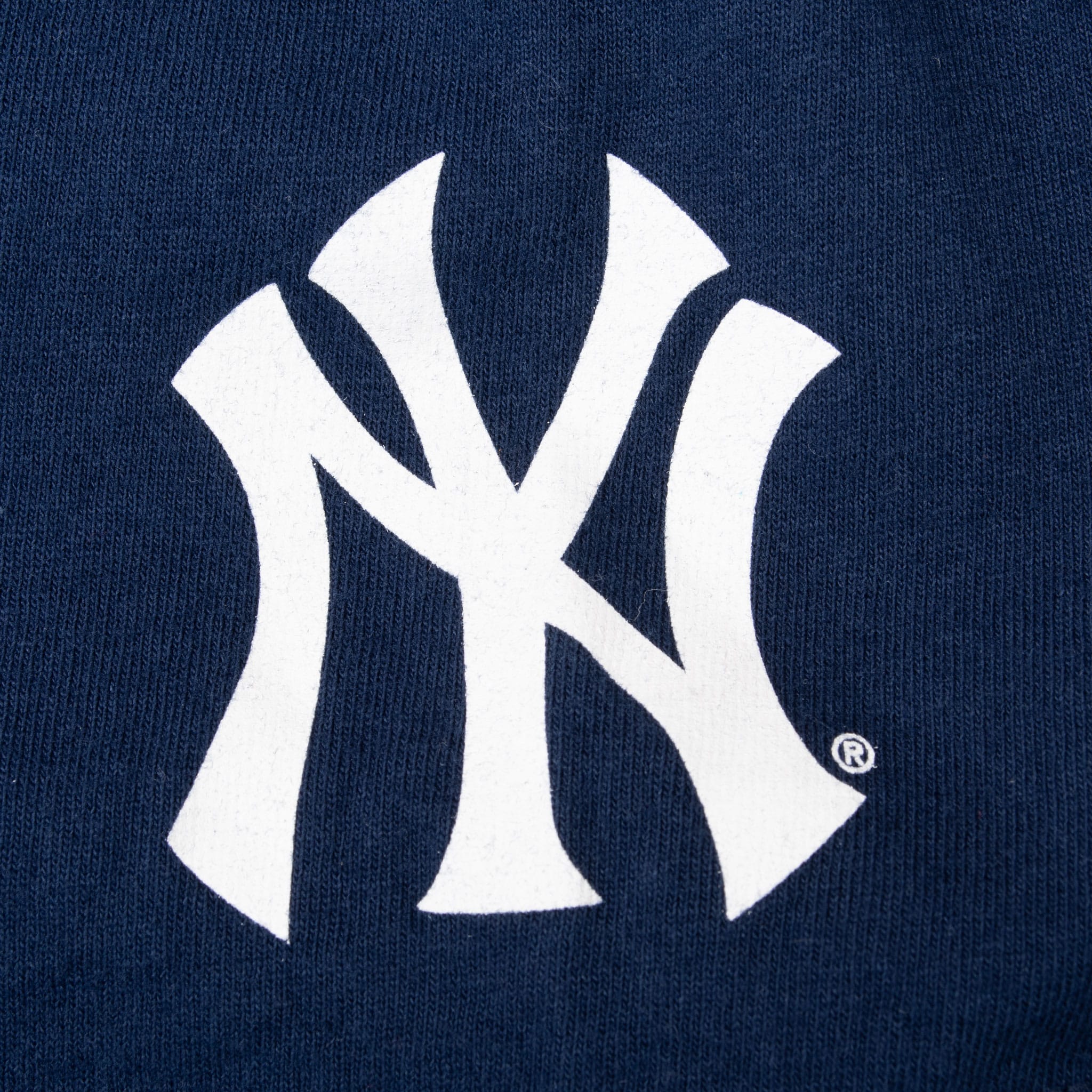 VINTAGE NIKE MLB NEW YORK YANKEES CENTER SWOOSH TEE SHIRT 2007 LARGE