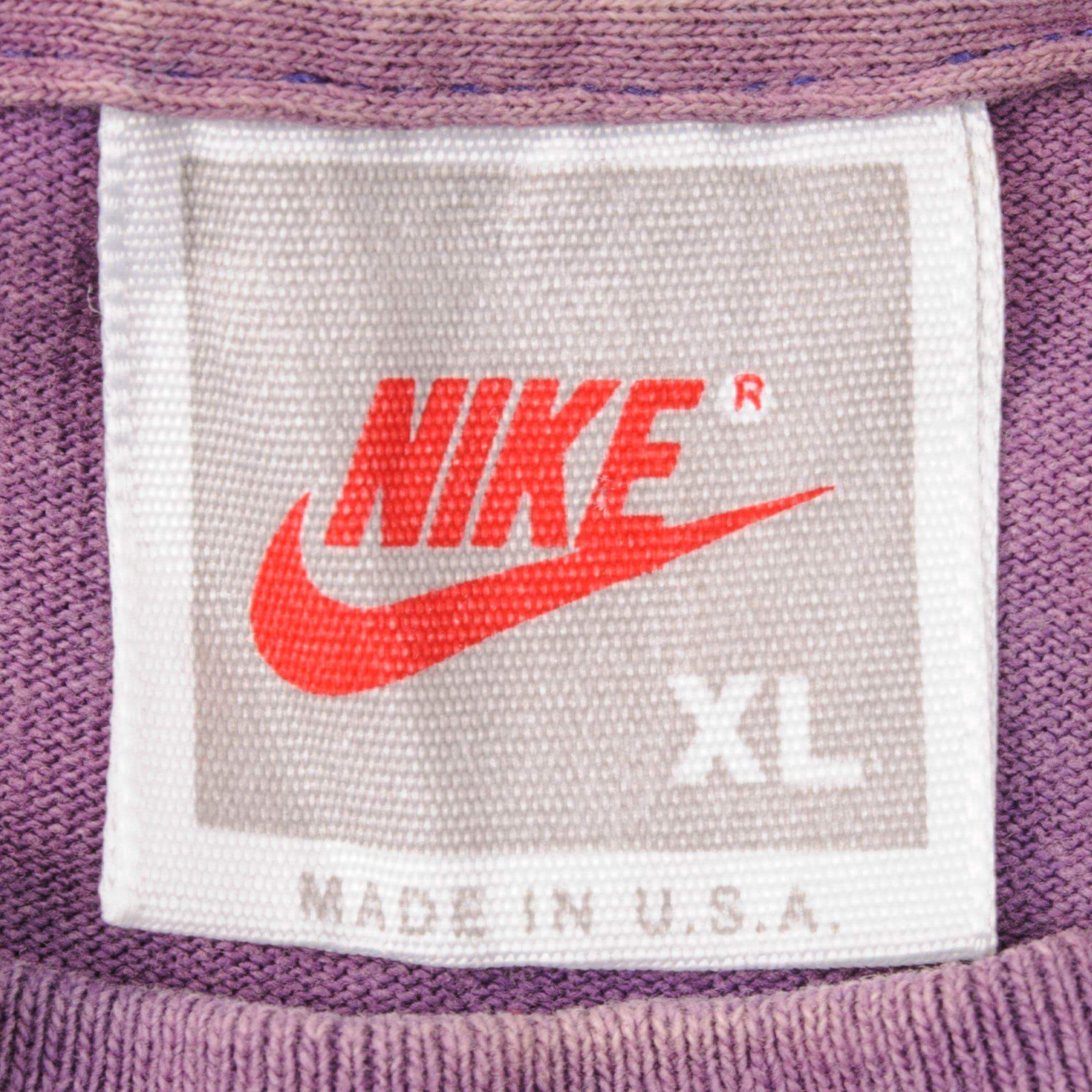 VINTAGE NIKE TEE SHIRT SIZE LARGE MADE IN USA 1987-1994