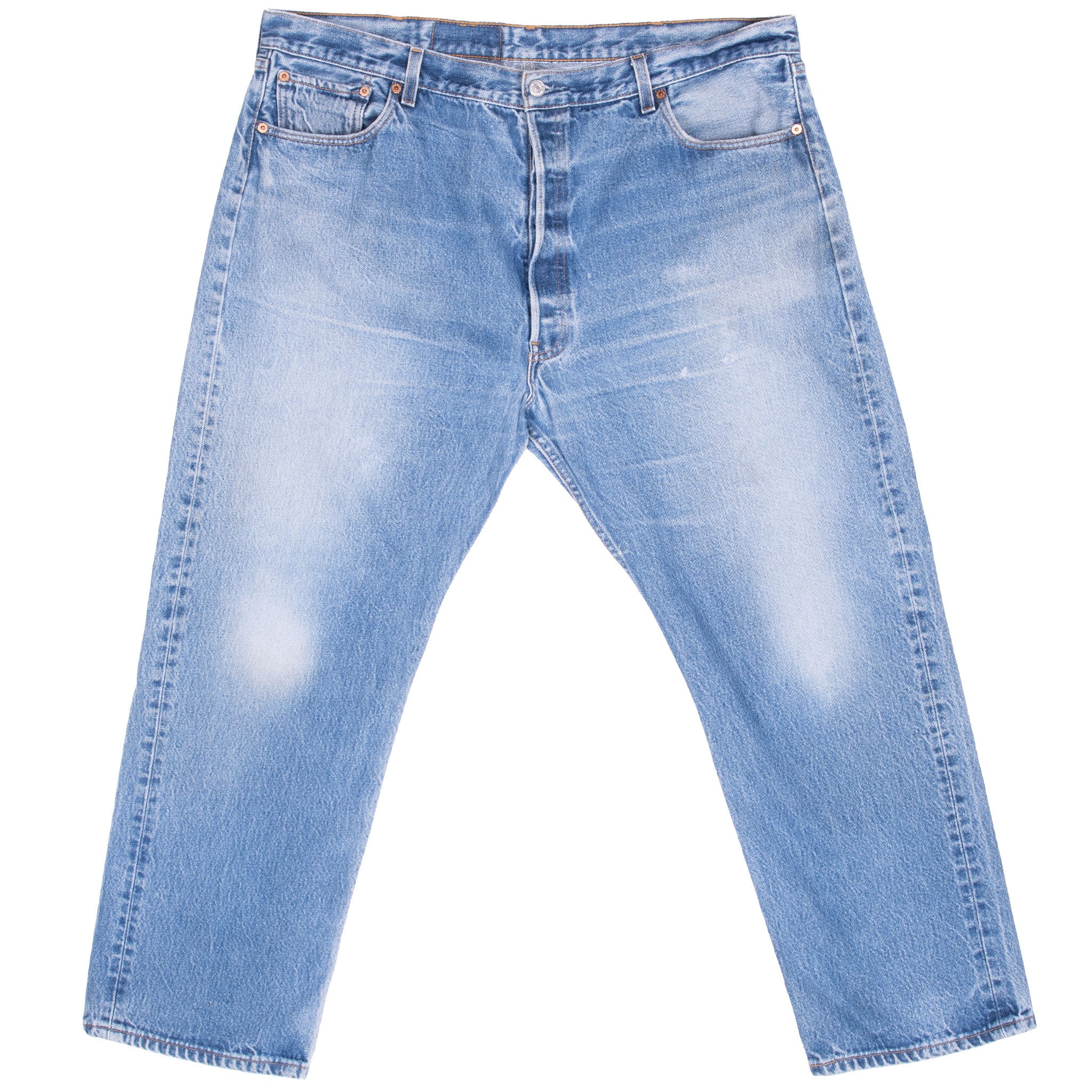 Vintage Levis 501 Indigo Blue Jeans 1990S Size 40X28 With A Beautiful Medium Light Wash And Some Light Whiskers

Size on Tag 44X32 Actual size 40X28

Back Button #190