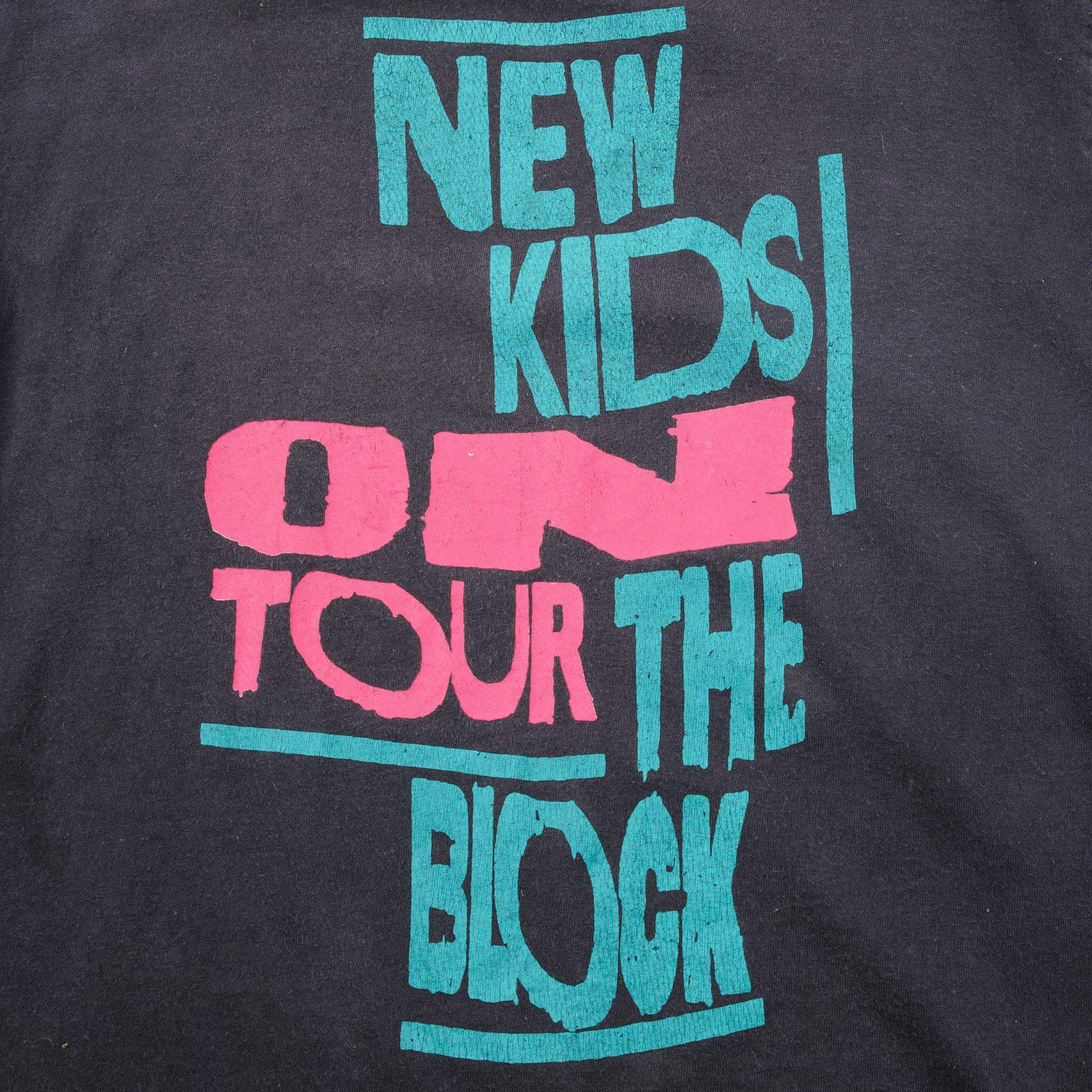 VINTAGE NEW KIDS ON THE BLOCK TOUR TEE SHIRT 1989 SIZE SMALL MADE IN USA