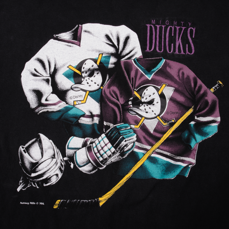 Vintage NHL Anaheim Mighty Ducks Disney Tee Shirt 1993 Size Large Made in USA With Single Stitch Sleeves