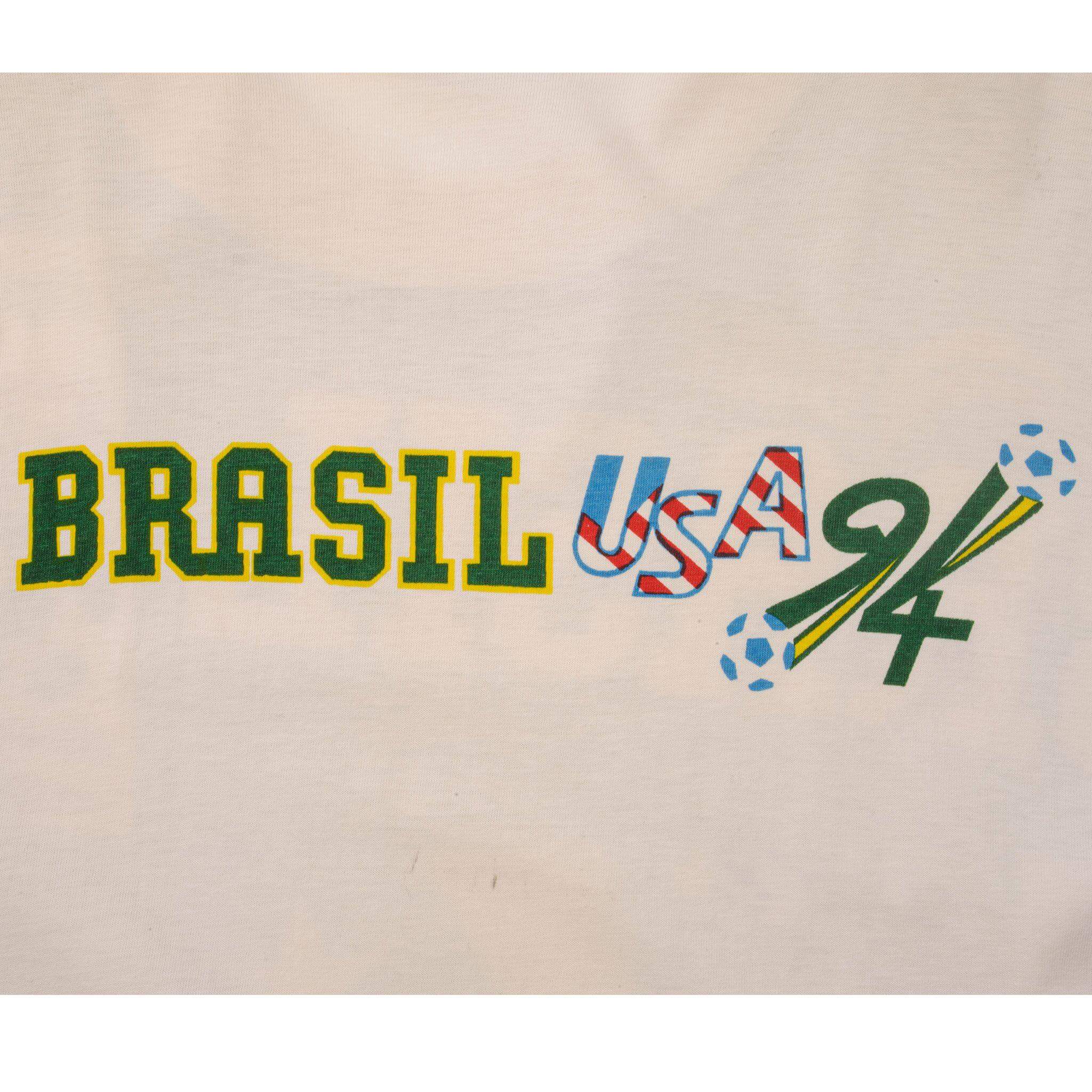 VINTAGE SOCCER ALL OVER PRINT WORLD CUP 94 BRAZIL TEE SHIRT SIZE XL