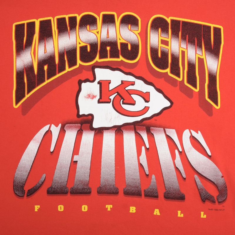 Vintage NFL Kansas City Chiefs 1995 Taylor Swift Tee Shirt Size 2XL Made In USA With Single Stitch Sleeves