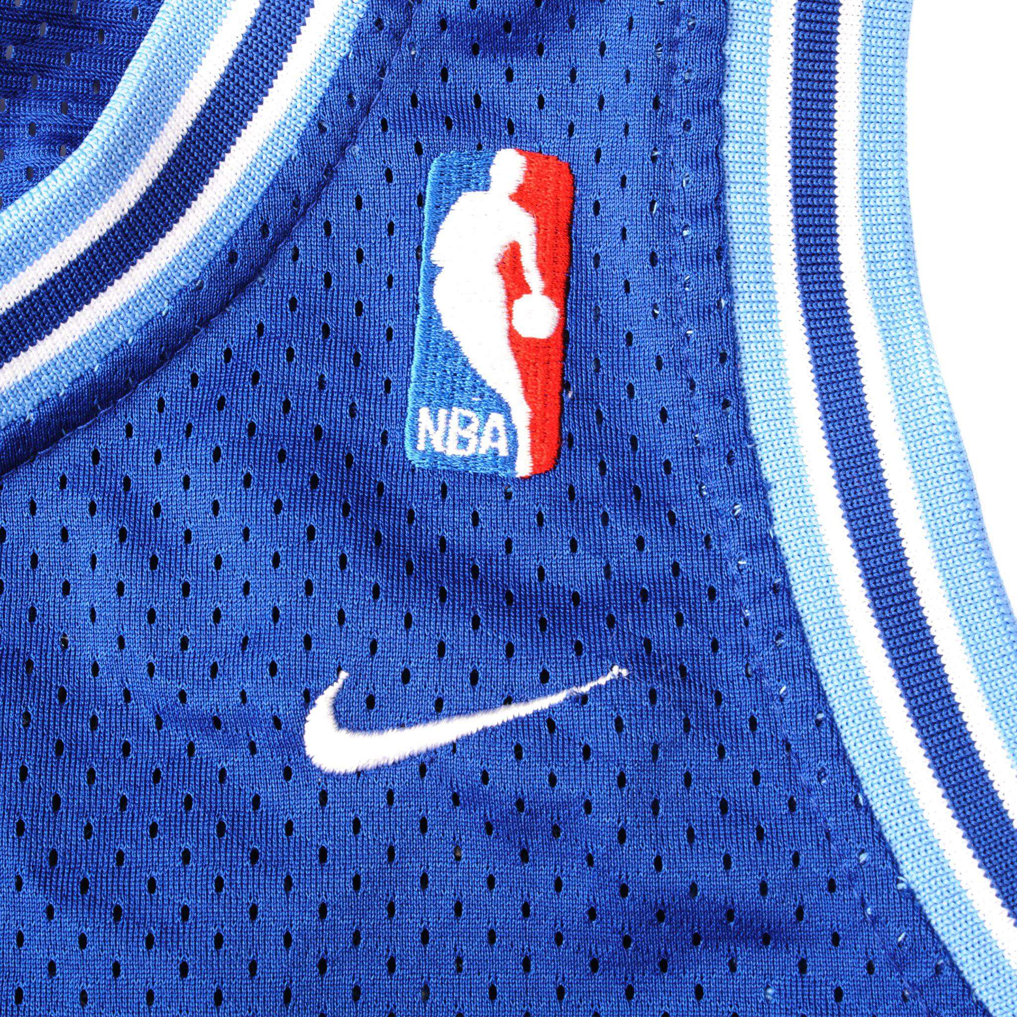 VINTAGE NIKE NBA LOS ANGELES LAKERS KOBE BRYANT #8 JERSEY SIZE LARGE