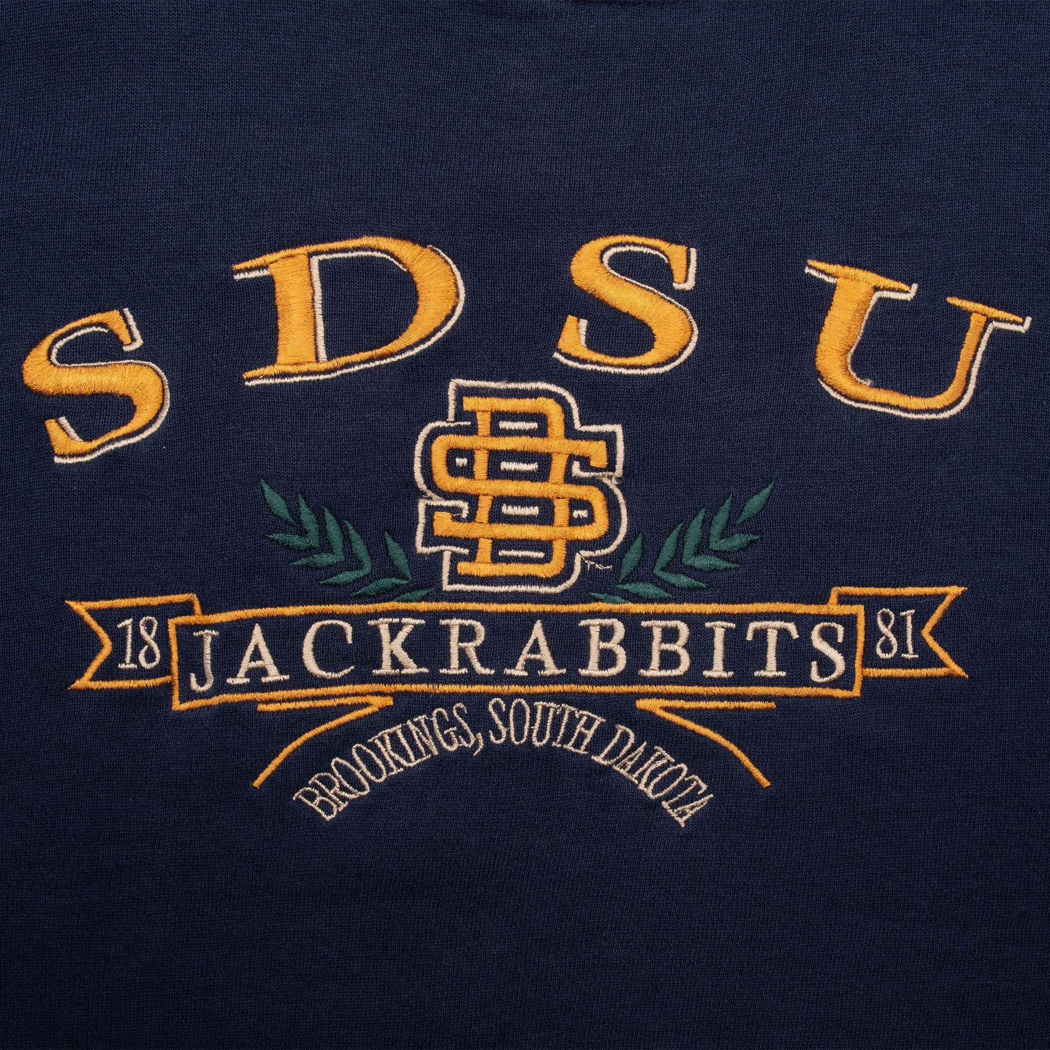 Vintage South Dakota State University Sdsu Embroidered Sweatshirt 1990S Size XL