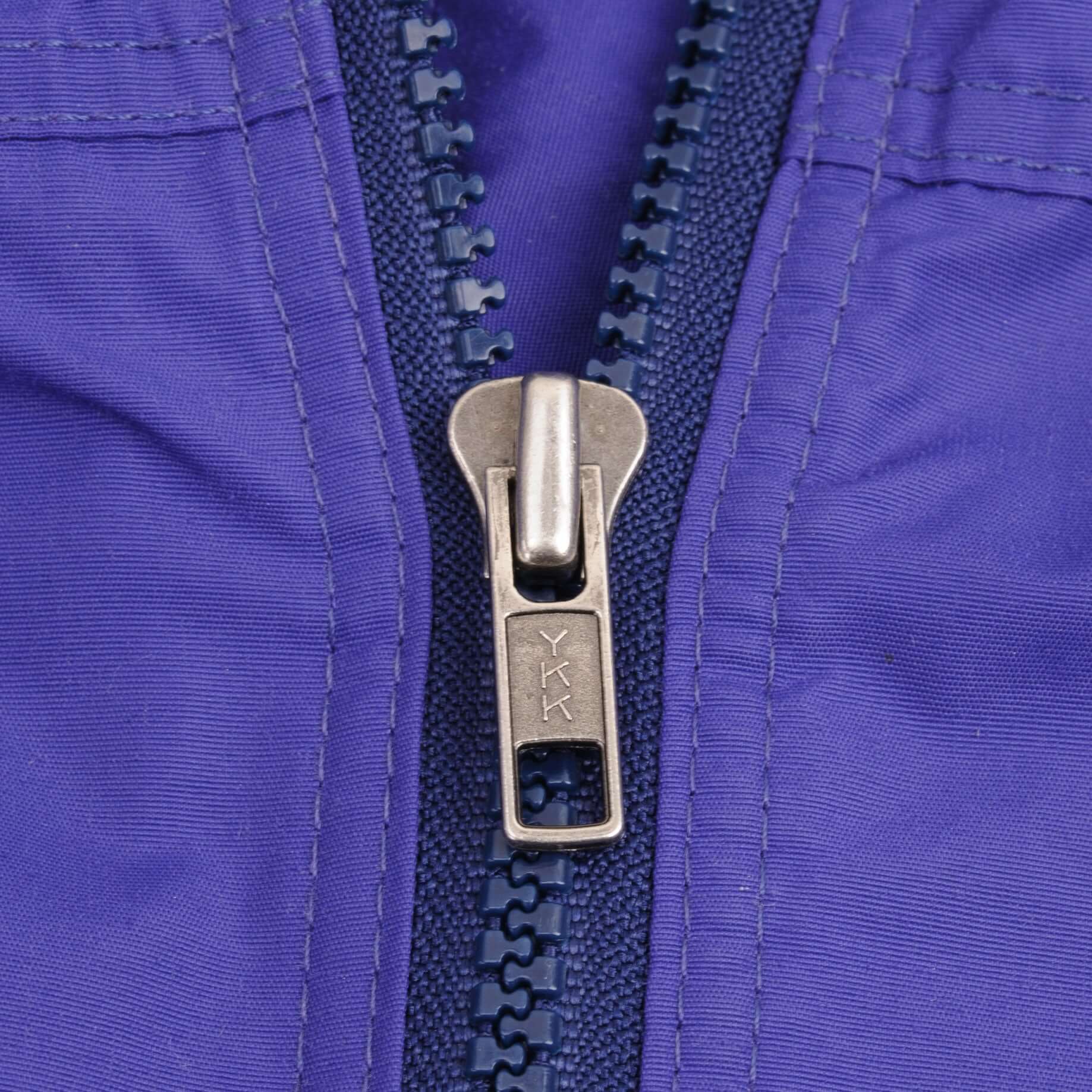 Vintage Patagonia Windbreaker Purple Jacket 1990S Size Medium Made In Usa  Style 38181