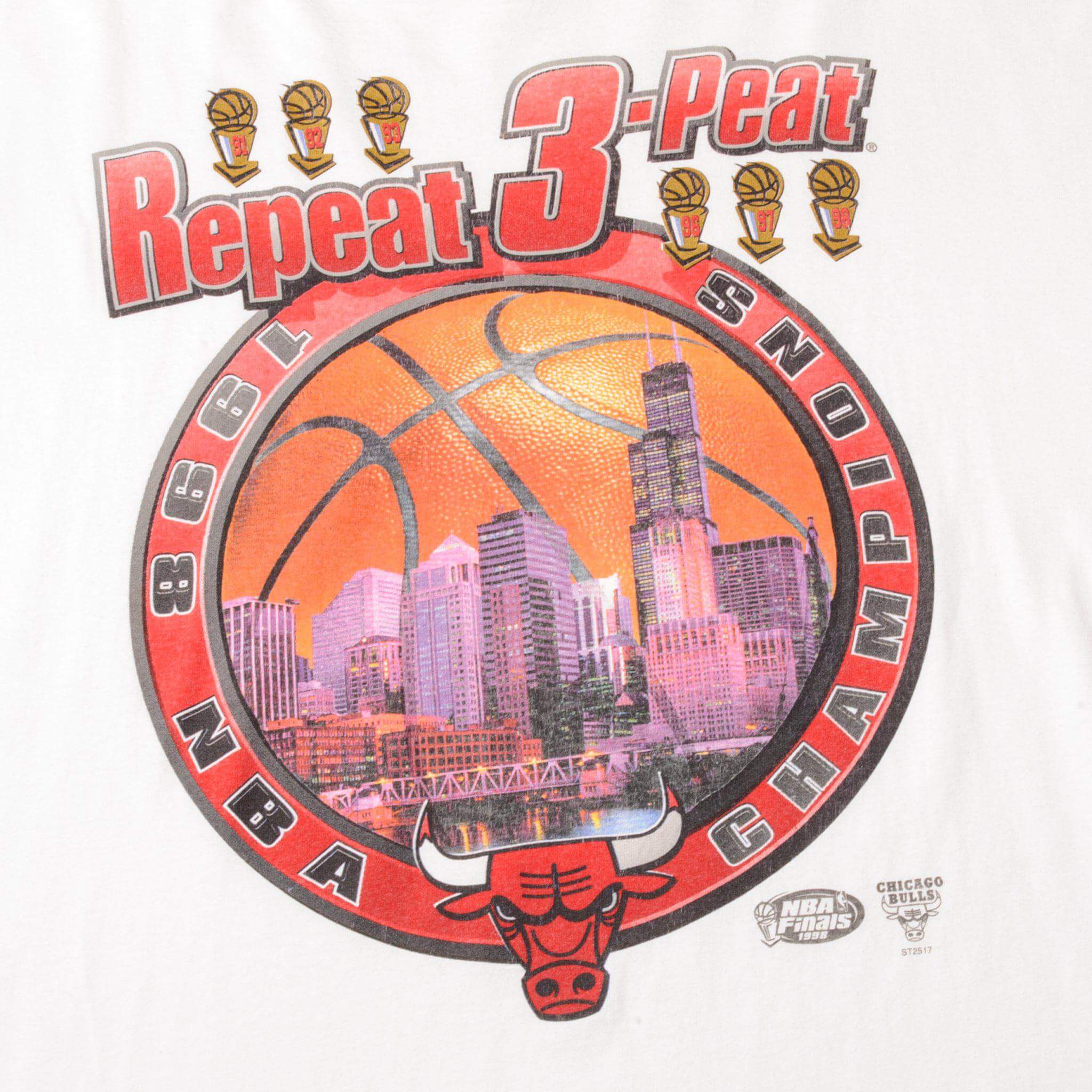 VINTAGE STARTER NBA CHICAGO BULLS TEE SHIRT 1998 SIZE XL MADE IN USA