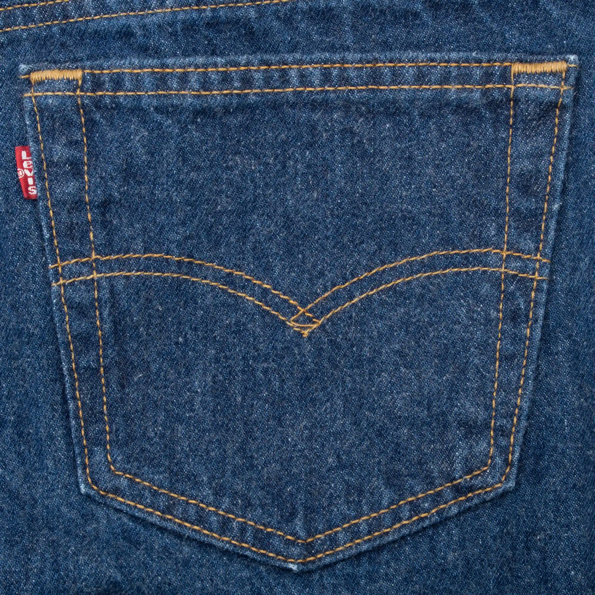 VINTAGE LEVIS 501 INDIGO BLUE DARK WASH JEANS 1980S SIZE 32X31 MADE IN USA