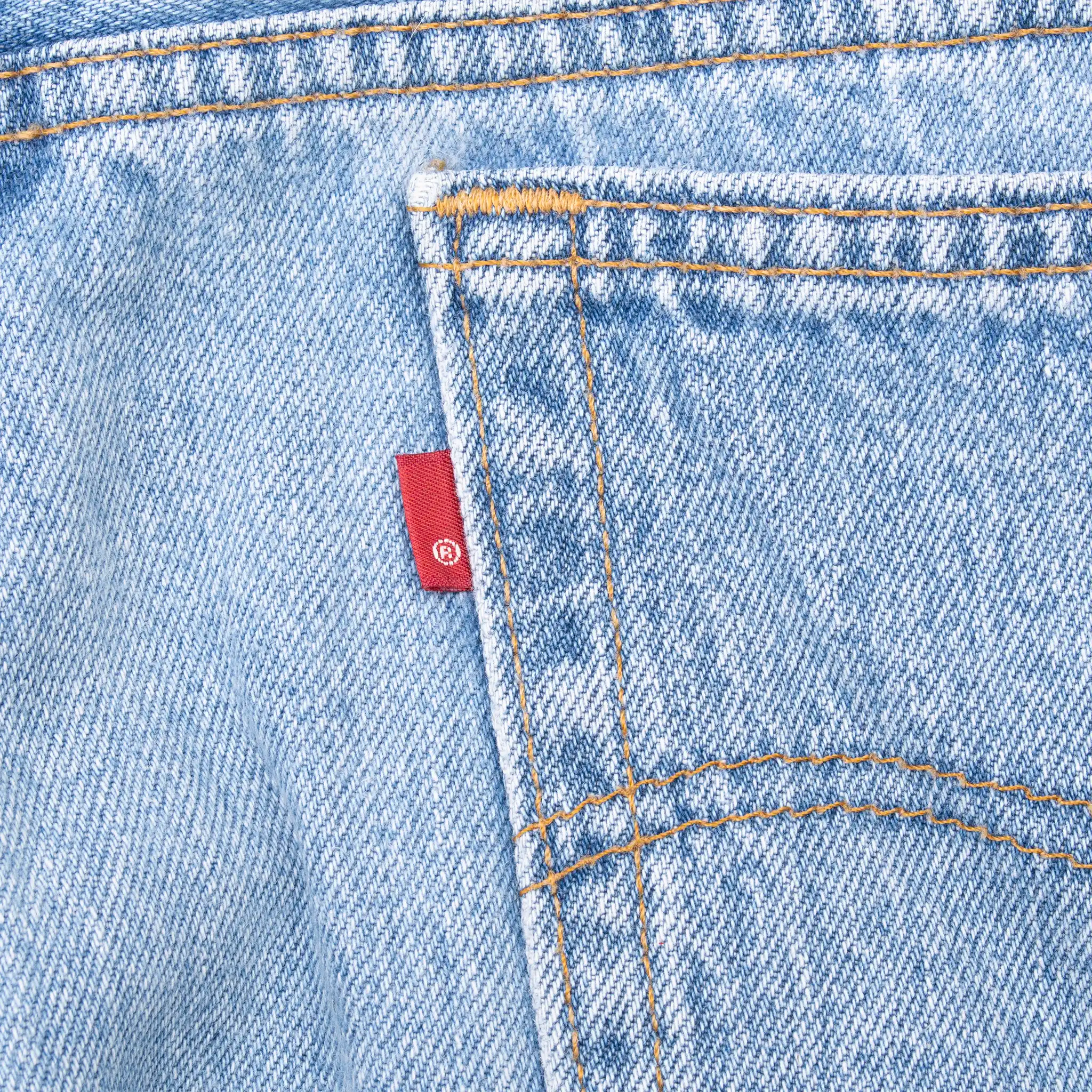 VINTAGE LEVIS 501 INDIGO LIGHT WASH BLUE JEANS 1990S SIZE 38X31 MADE IN USA