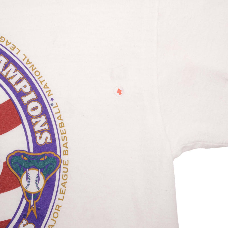 VINTAGE MLB ARIZONA DIAMONDBACKS WORLD CHAMPIONS 2001 TEE SHIRT SIZE MEDIUM
