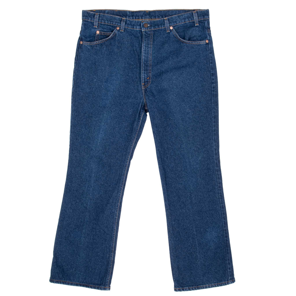 Vintage Levis 517 Orange Tab Indigo Jeans Boot Cut Size 39X30 Made In Usa, early 80s

Size on tag 40X30 actual Size Is 39X30

Back Button #530