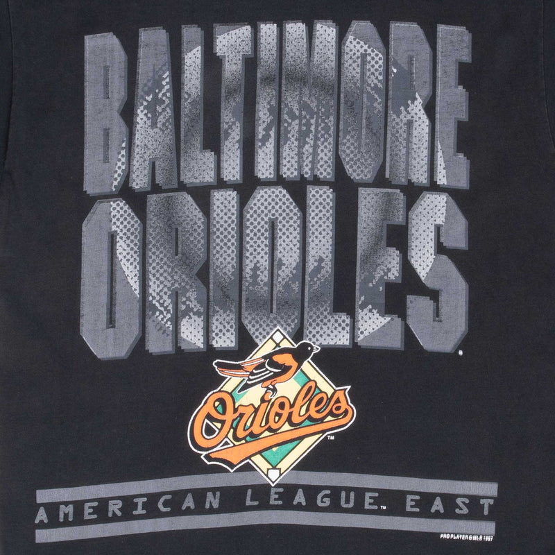 Vintage Mlb Baltimore Orioles 1997 Tee Shirt Size Large Made In Usa With Single Stitch Sleeves