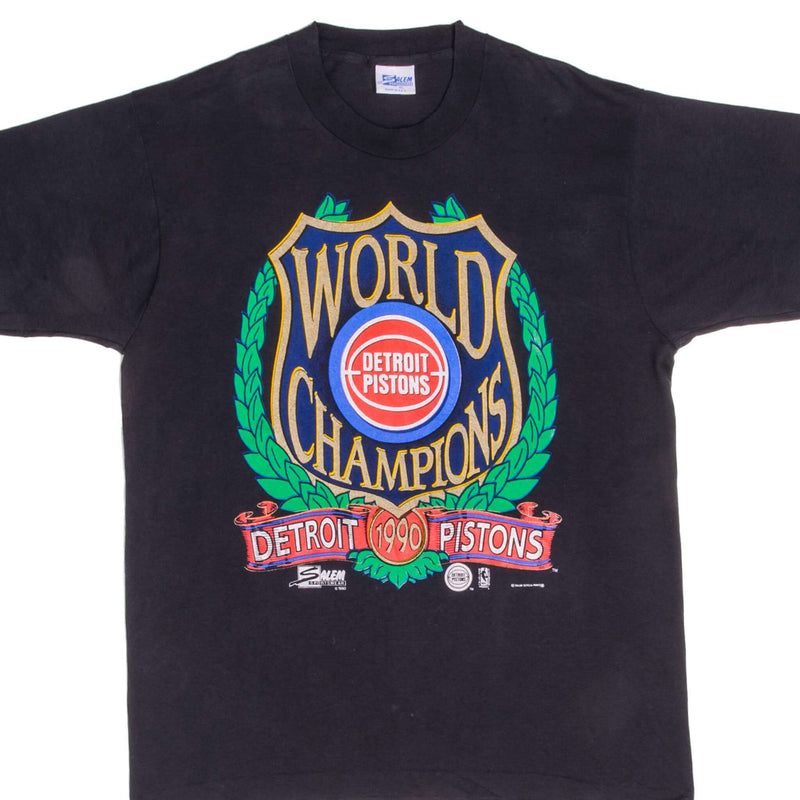 Vintage NBA Detroit Pistons World Champions 1990s Tee Shirt Size Large Made In USA With Single Stitch Sleeves