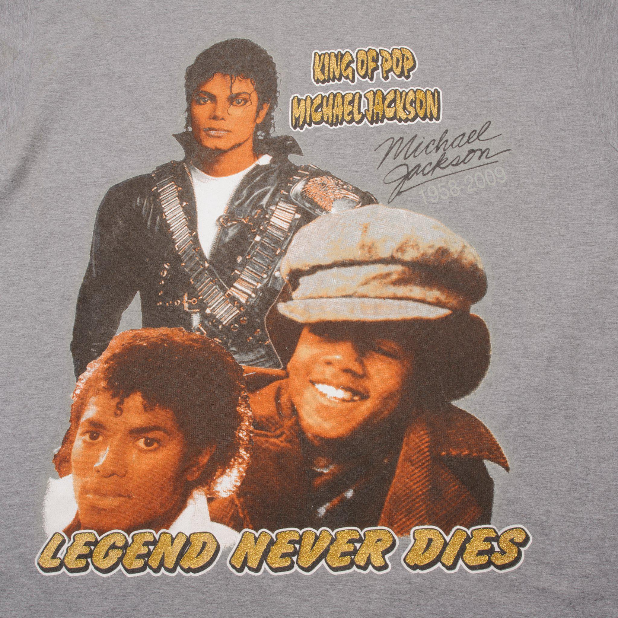 King Of Pop Michael Jackson Merch T-Shirt - Vintage & Classic Tee