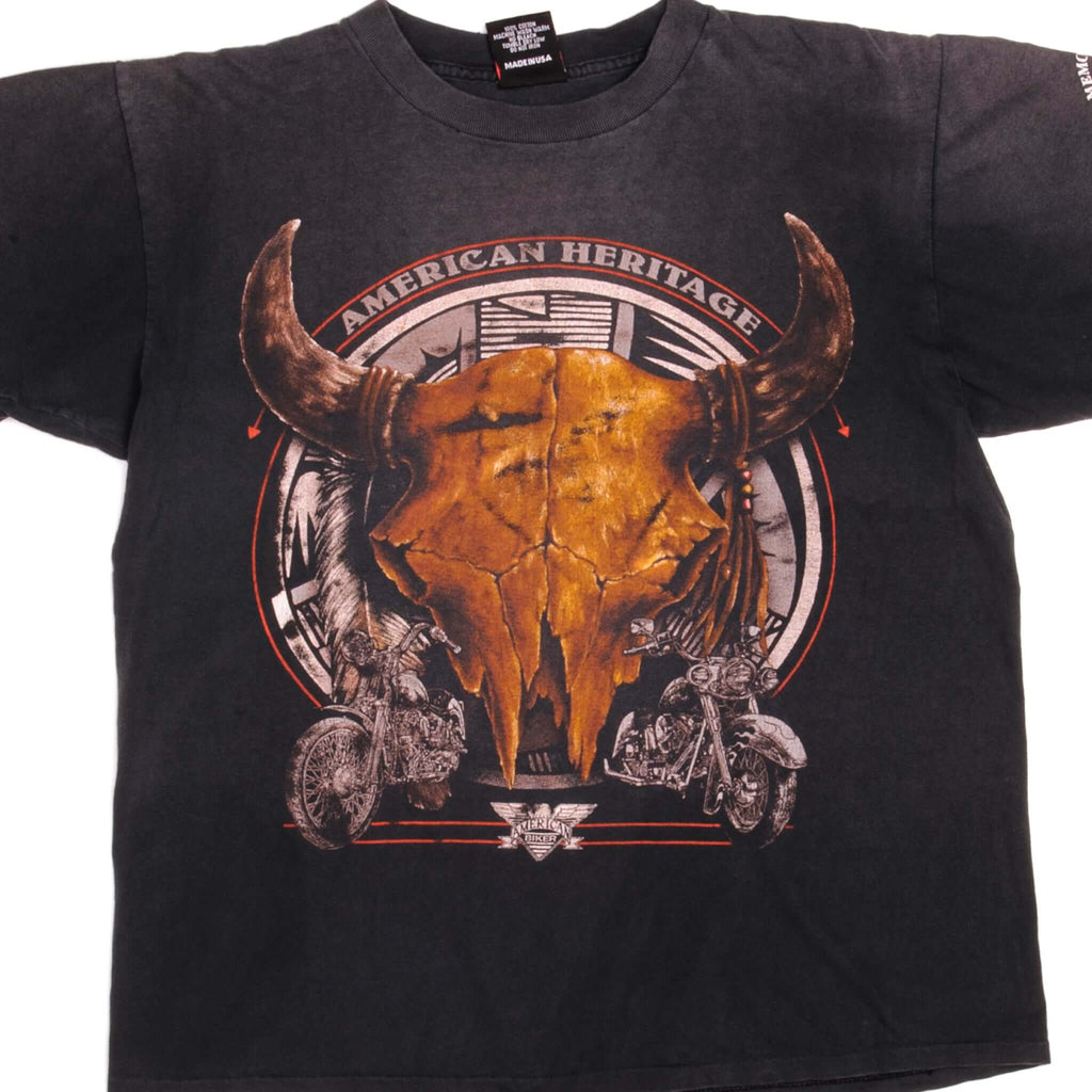 Vintage 3D Emblem American Heritage Tee Shirt 1994 Size Large Made In USA with single stitch sleeves.