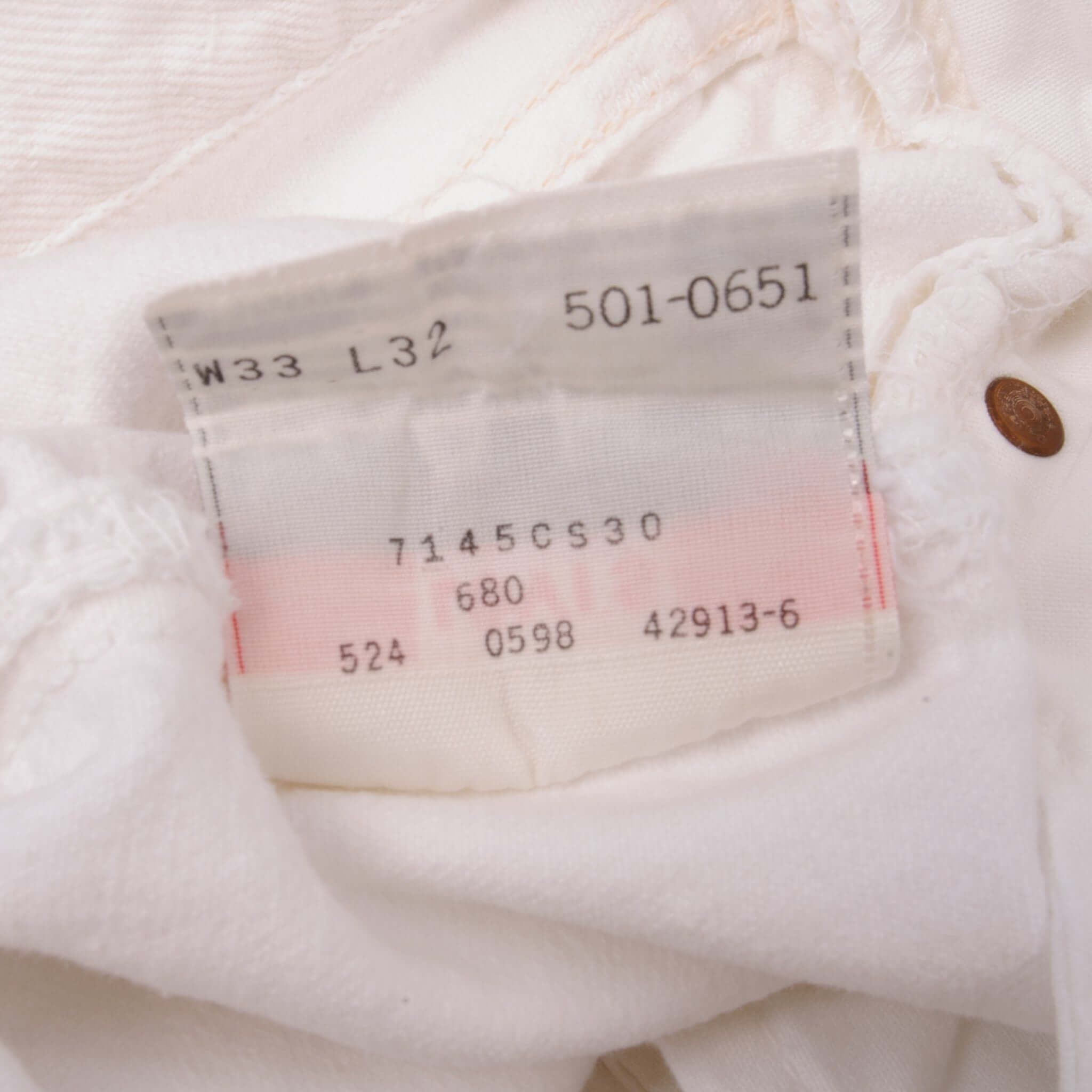 Beautiful White Levis 501 Jeans 1993 Made in USA.  Size on Tag 33X32  Back Button #524