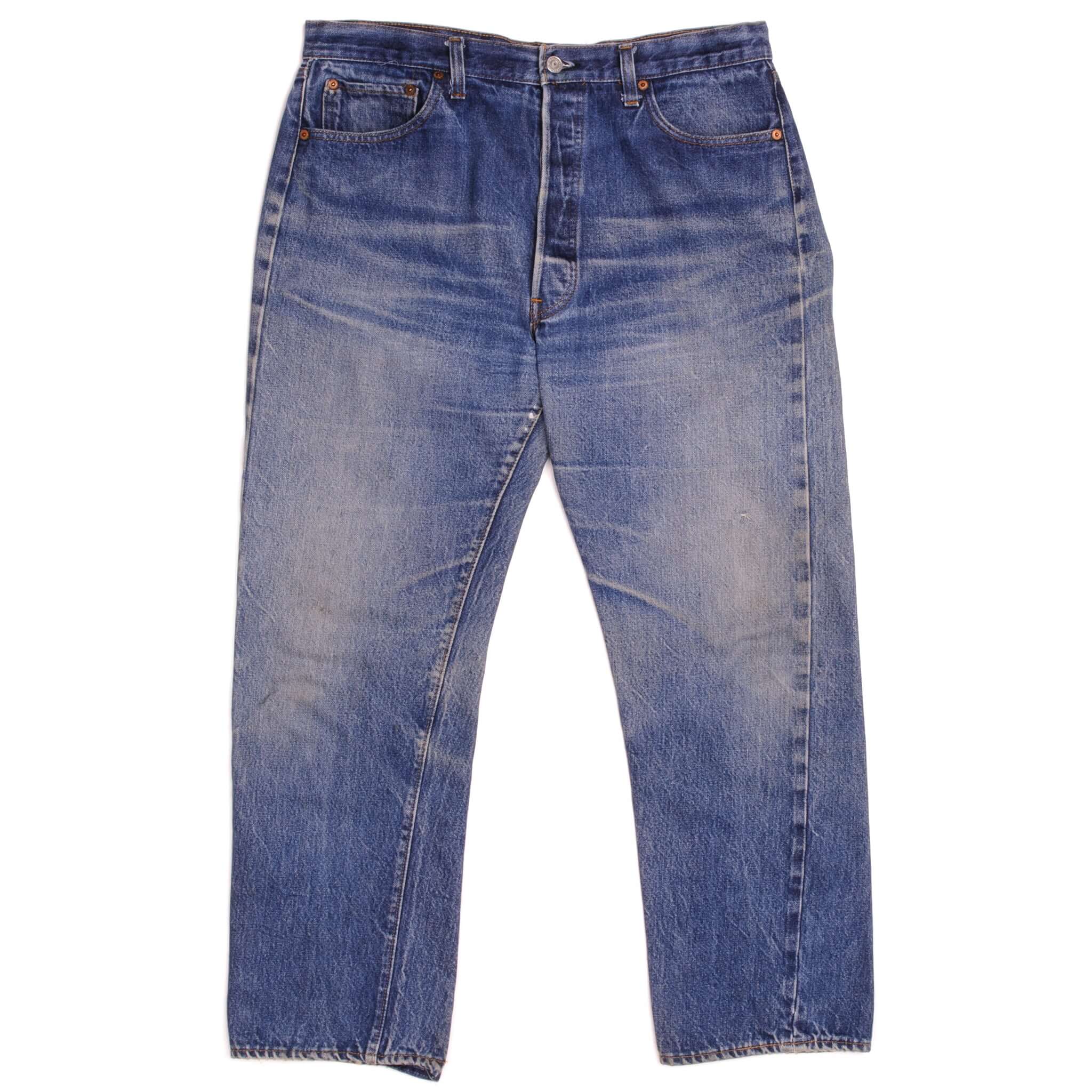 Beautiful Indigo Levis 501 Jeans before mid 1980's with Selvedge Made in USA with a medium blue wash, a nice contrast of light and medium blue and some beautiful strong Whiskers.  Size on Tag 38X32  ACTUAL SIZE 35X28  Back Button #9