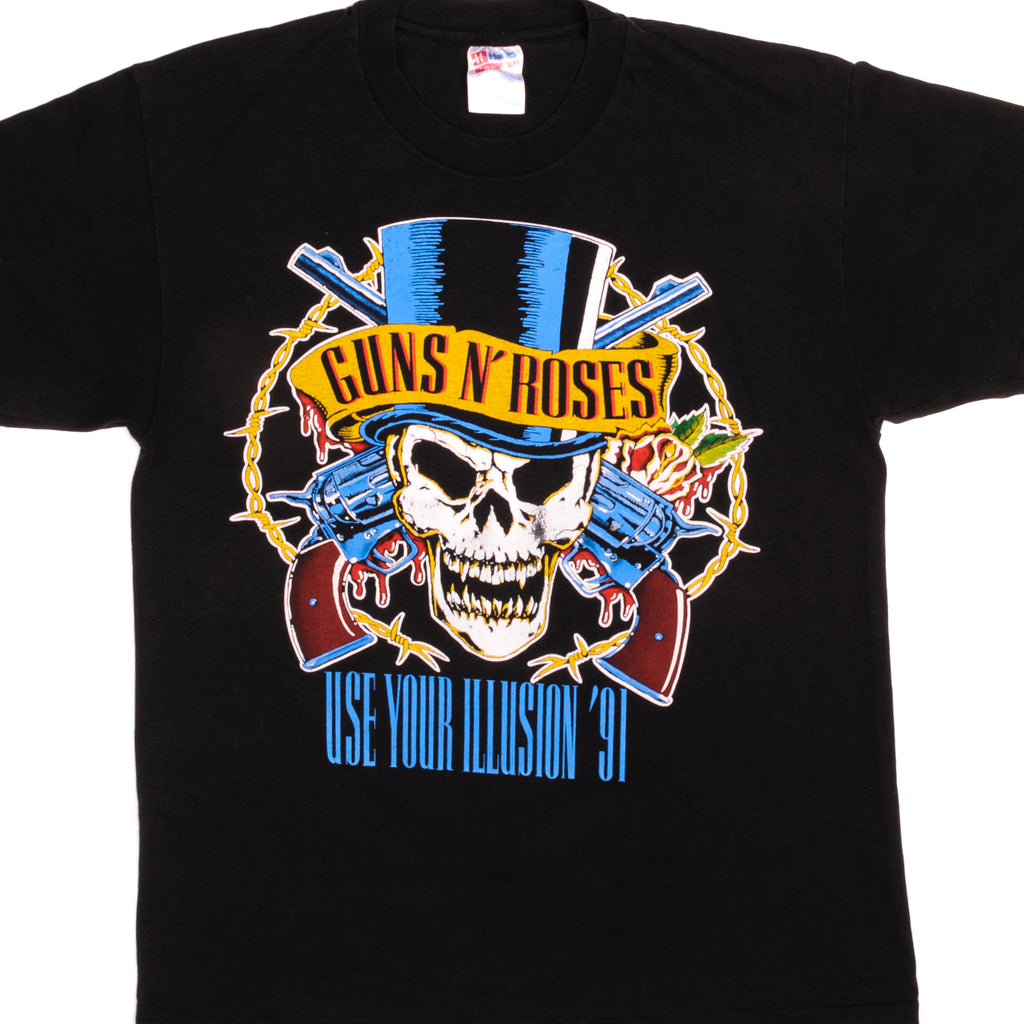 Vintage Guns And Roses Use Your Illusion Tour '91 Hanes Tee Shirt Size Large with single stitch sleeves.