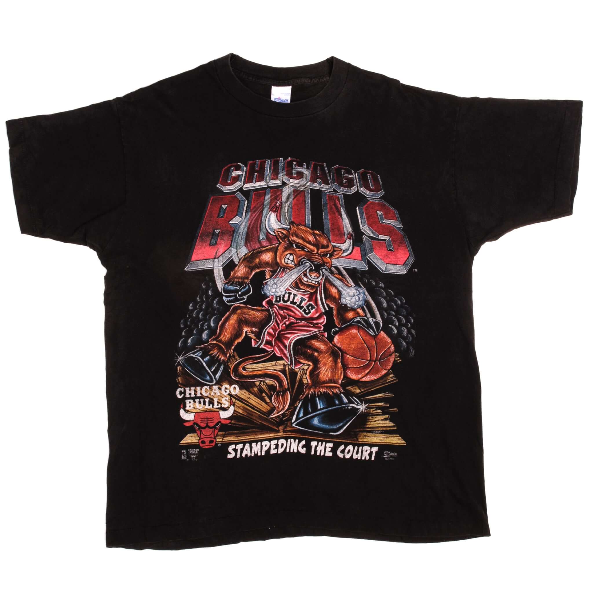 Vintage NBA Chicago Bulls Stampeding the Court Salem Sportswear Tee Shirt 1990's Size XLarge Made In USA With Single Stitch Sleeves.