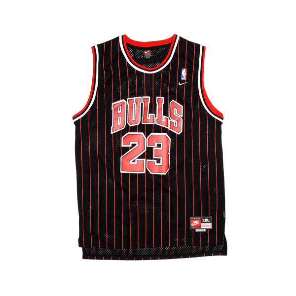 Vintage Champion NBA Chicago Bulls embroidered Michael Jordan number 23, from the 1990s Size XXL Made In Korea.Vintage Champion NBA Chicago Bulls embroidered Michael Jordan number 23, from the 1990s Size XXL Made In Korea.