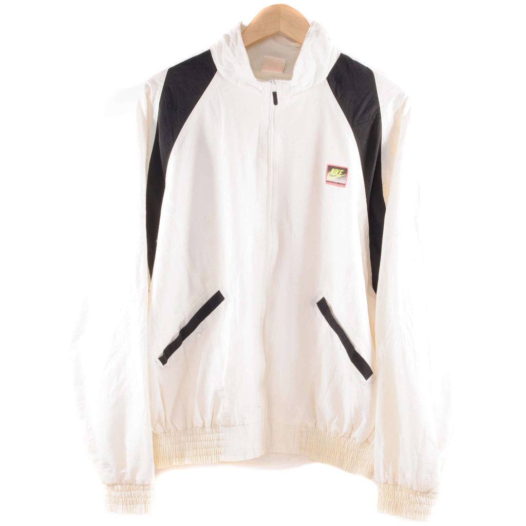 Vintage Nike Challenge Court Windbreaker Nylon Jacket Size Medium.