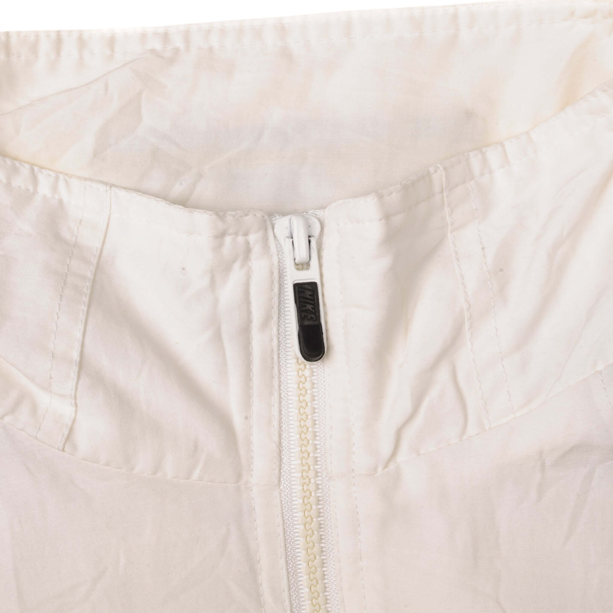 VINTAGE NIKE CHALLENGE COURT WINDBREAKER NYLON JACKET SIZE MEDIUM