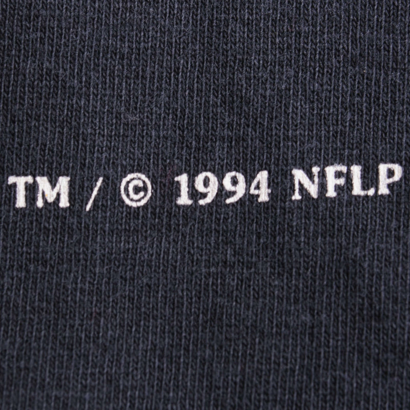 Vintage NFL Football Club Los Angeles Raiders Tee Shirt 1994 Size M Made In USA With Single Stitch Sleeves