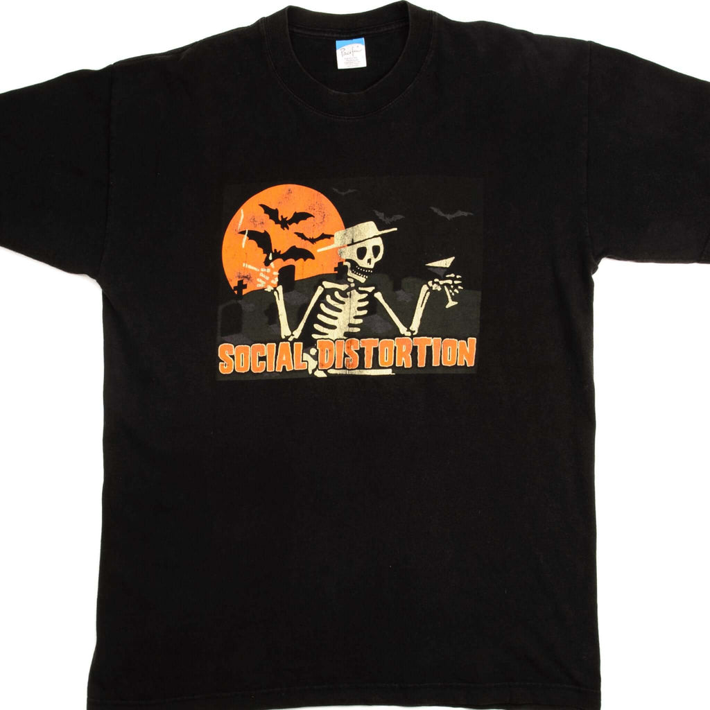 VINTAGE SOCIAL DISTORTION TEE SHIRT SIZE LARGE