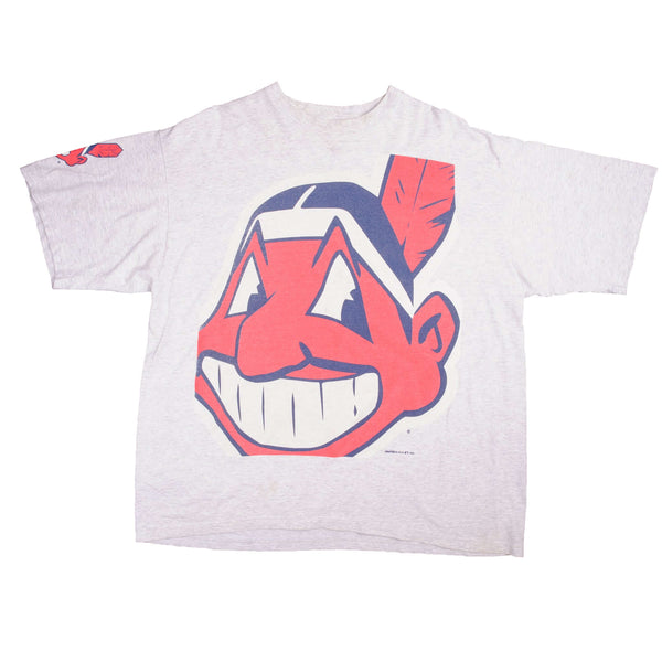 Vintage MLB Cleveland Indians Tee Shirt 1995 Size 2XLarge Made In USA With Single Stitch Sleeves.