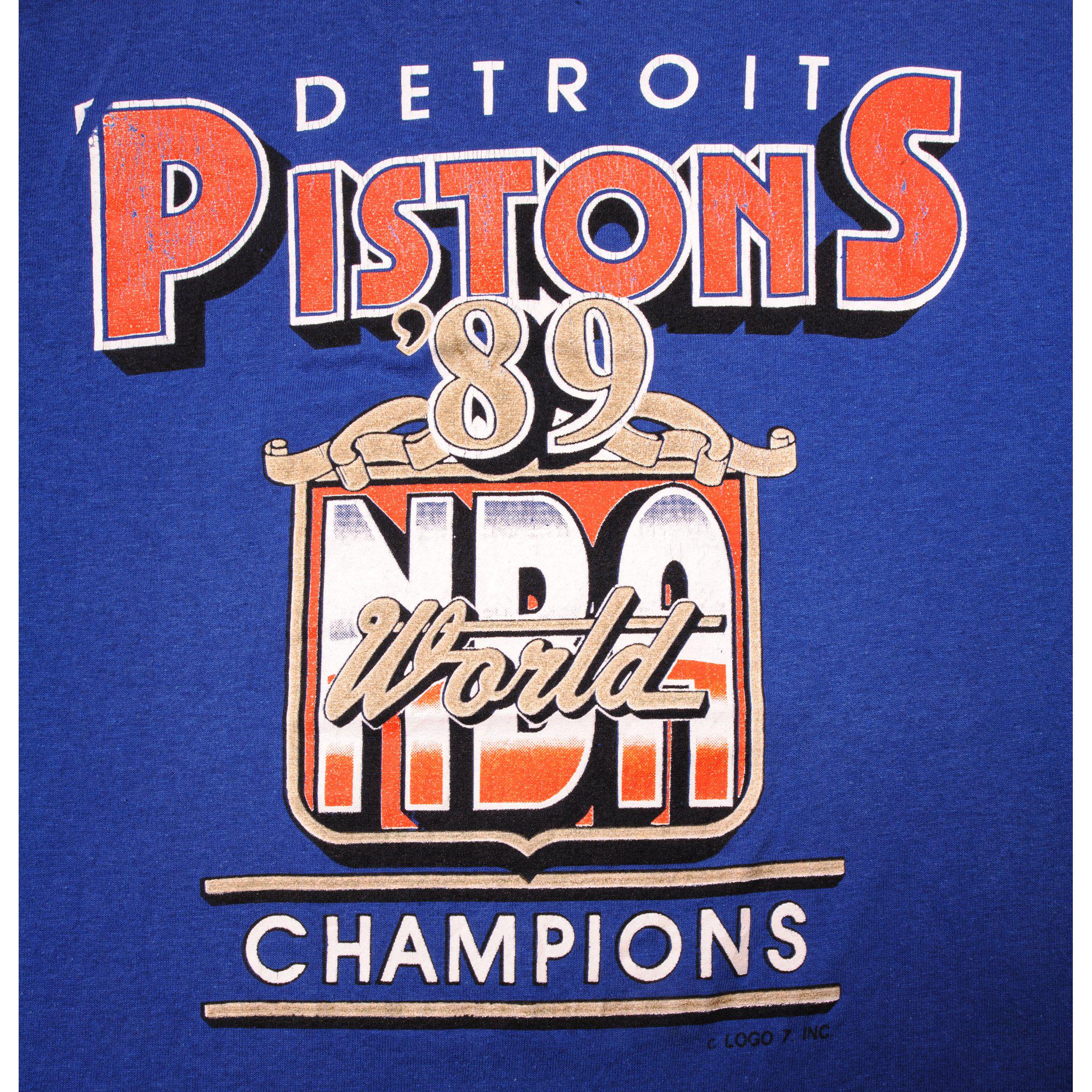 Sports / College Vintage NBA Detroit Pistons World Champions Tee Shirt 1990 Size XL Made in USA