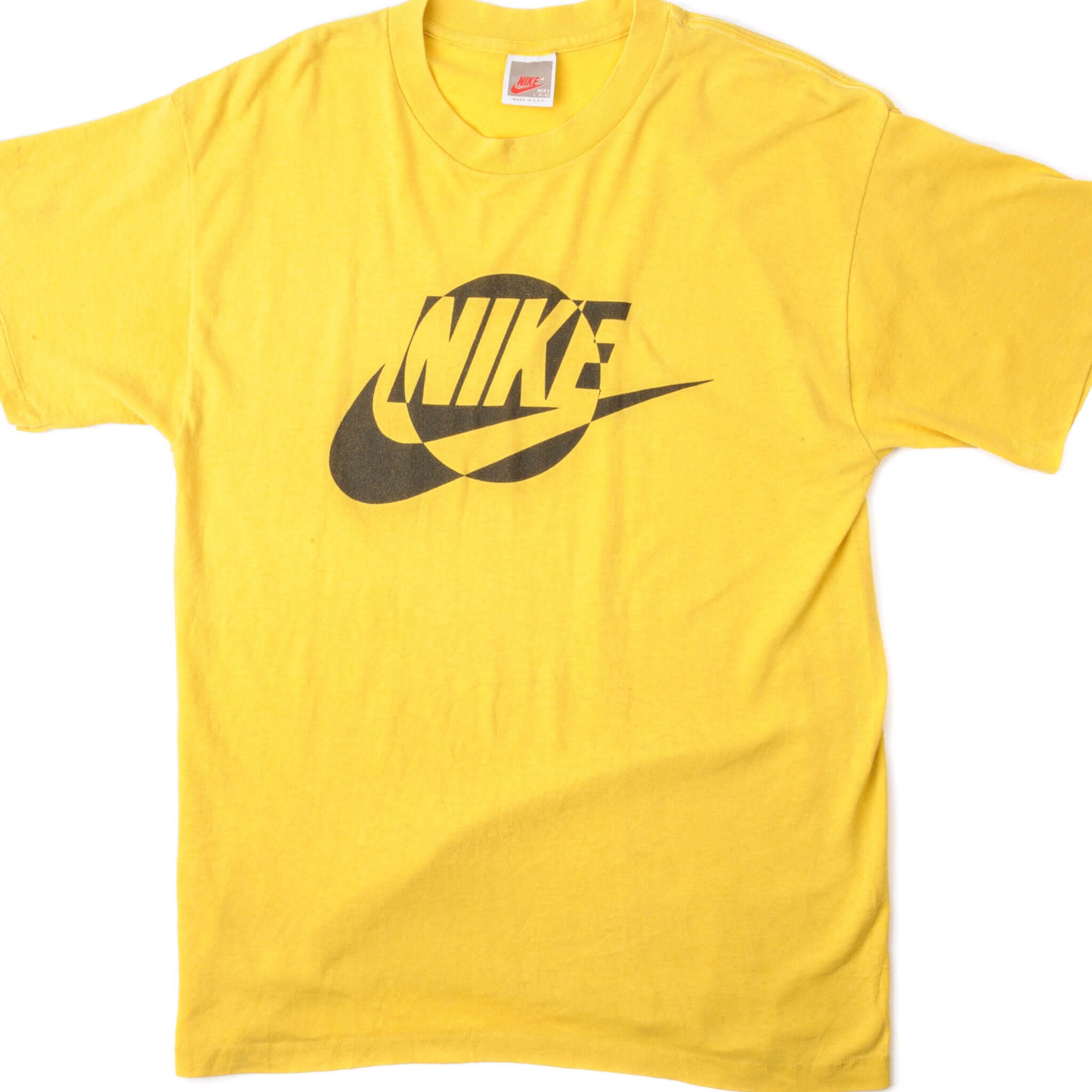 VINTAGE NIKE TEE SHIRT 1987-1992 SIZE MEDIUM MADE IN USA