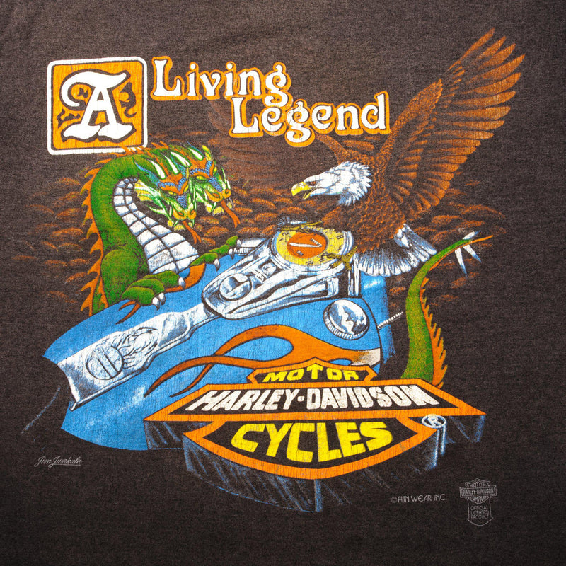 Vintage Harley Davidson A Living Legend Tee Shirt Size Medium.
