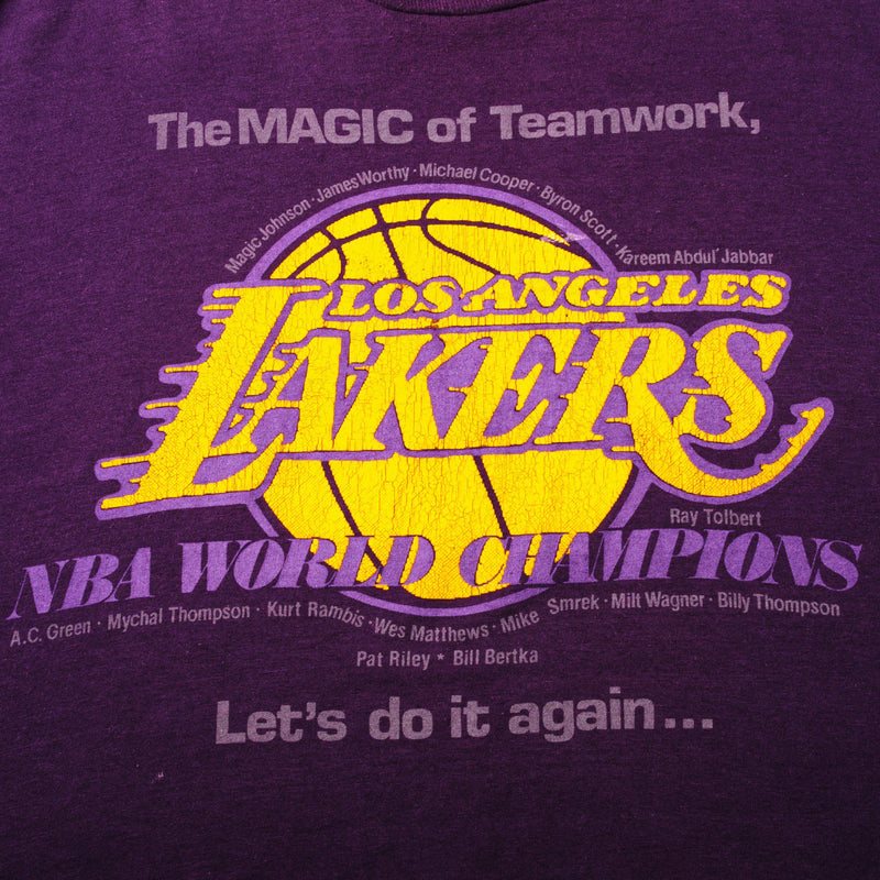 Vintage NBA Los Angeles Lakers Tee Shirt 1988-1989 Size Large Made In USA With Single Stitch Sleeves.