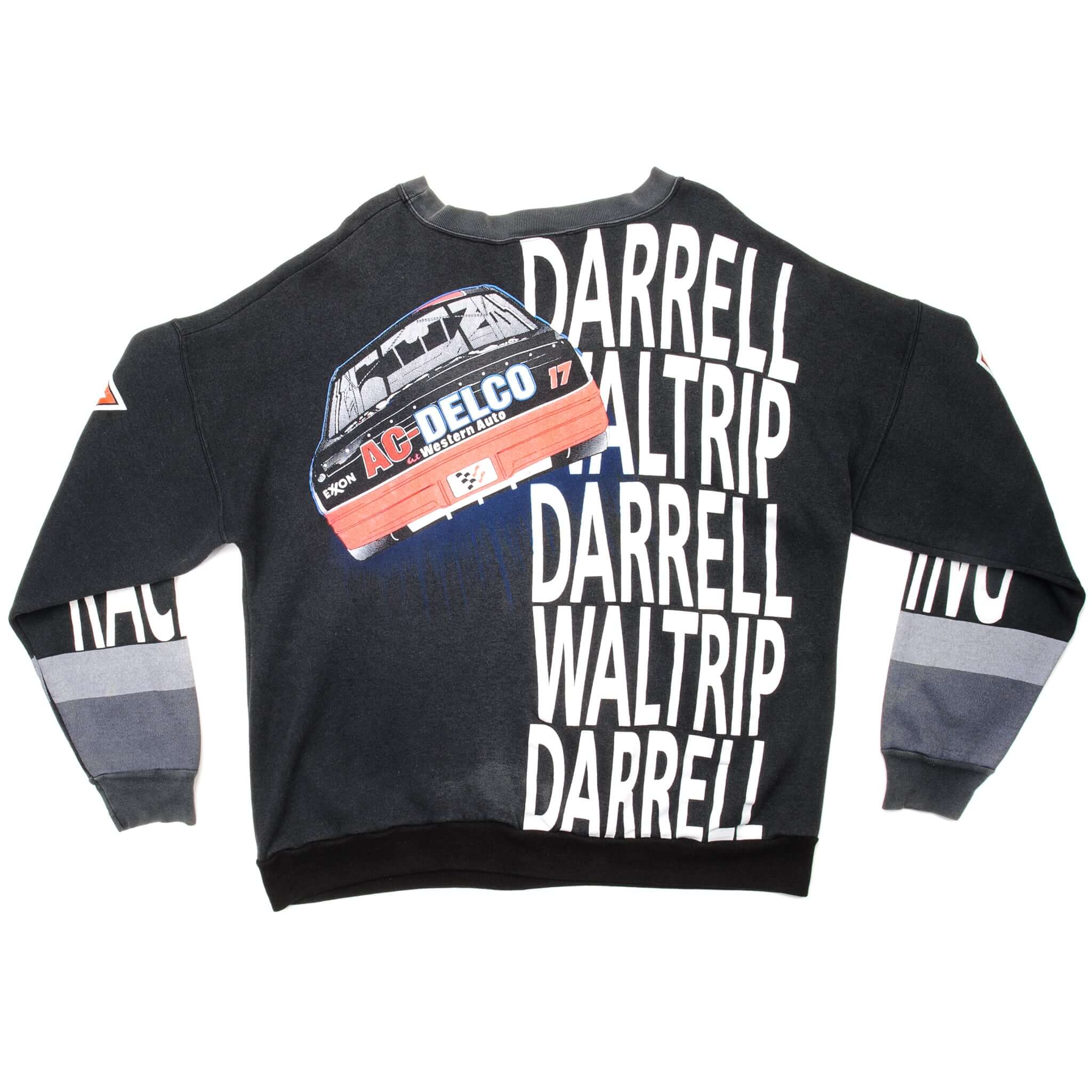 Vintage Nascar Darrell Waltrip with his Chevrolet 17 Sweatshirt Size XL. BLACK
