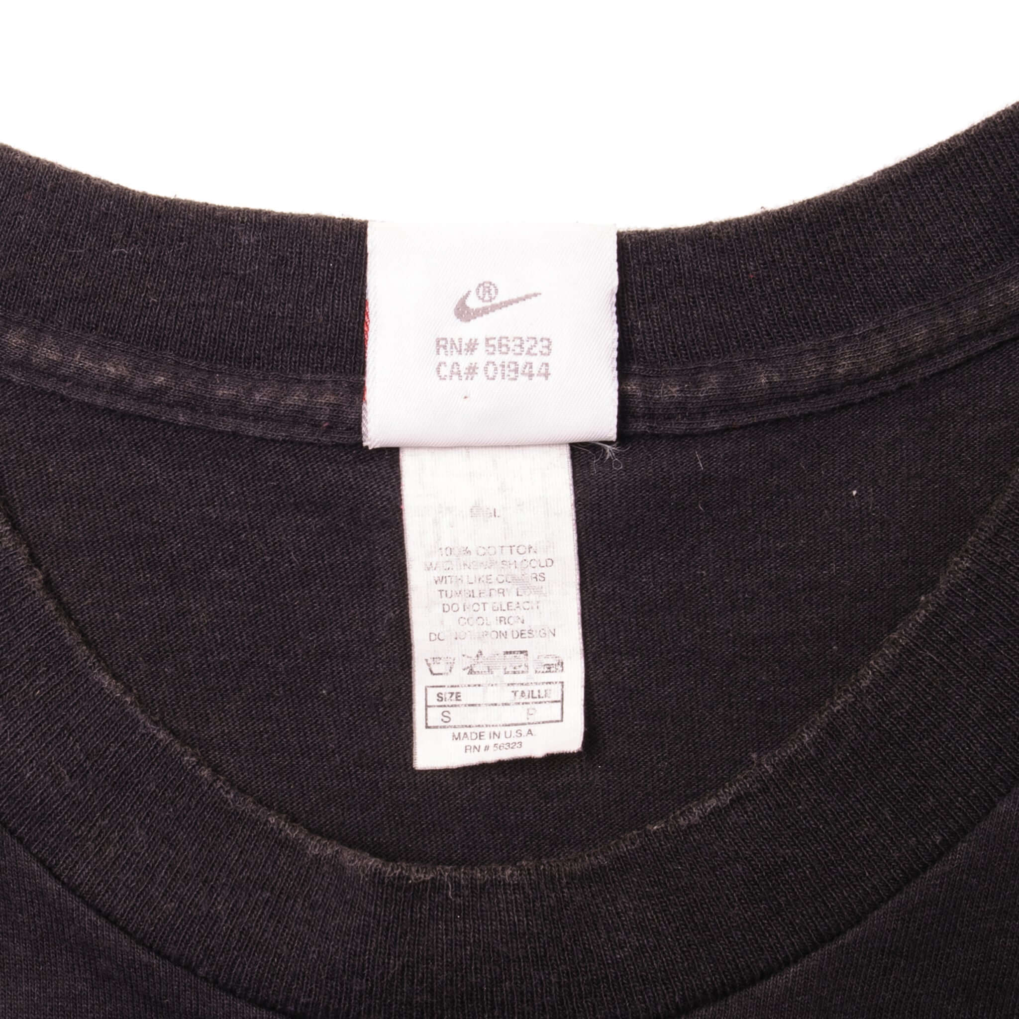 Vintage Nike Tee Shirt 1987-1994 Size Small Made In USA with single stitch sleeves.