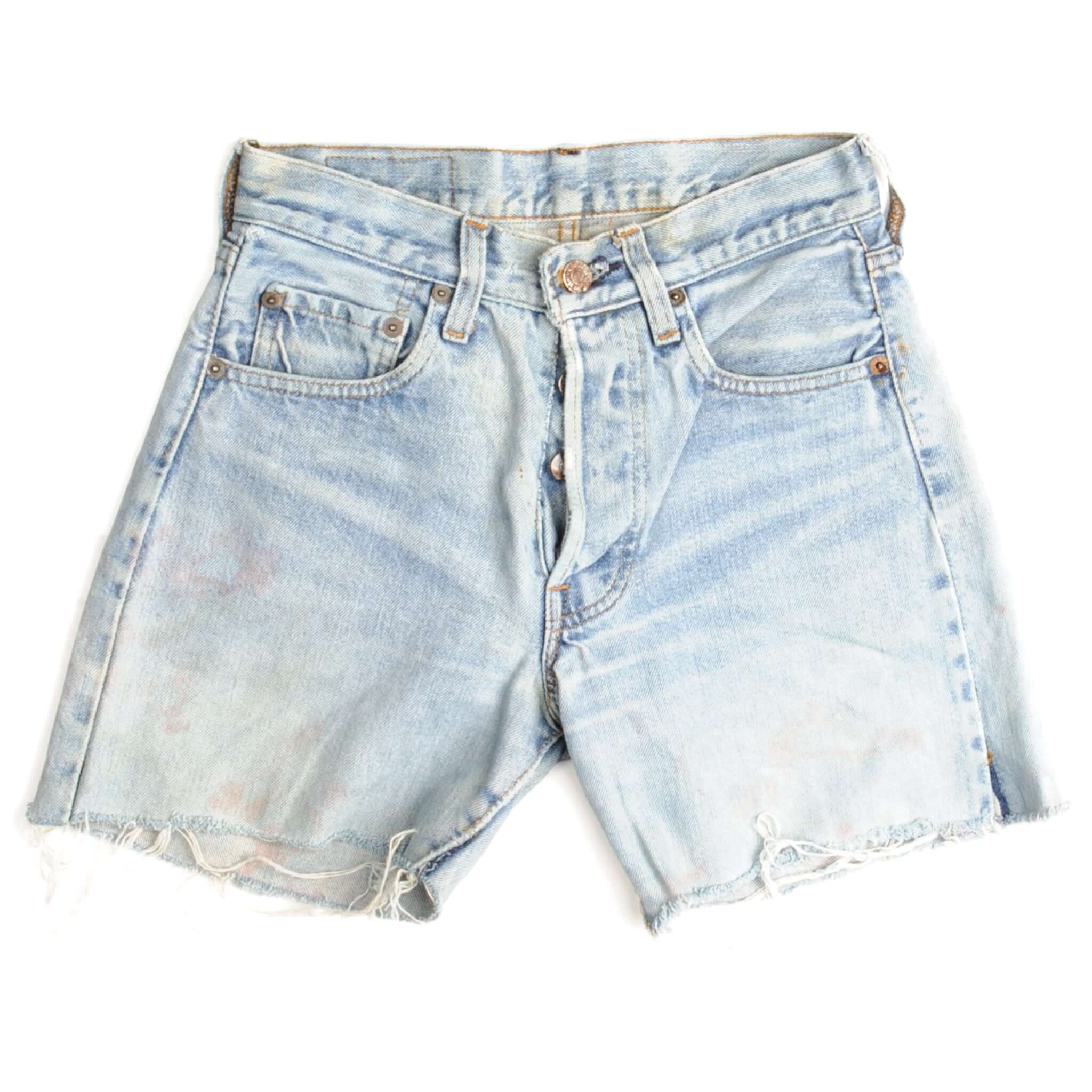 Beautiful Indigo Levis 501 Short Jeans with Selvedge Made in USA with a light blue wash, some beautiful whiskers and a nice contrast of light and very light blue.  Size 25  Back Button #524