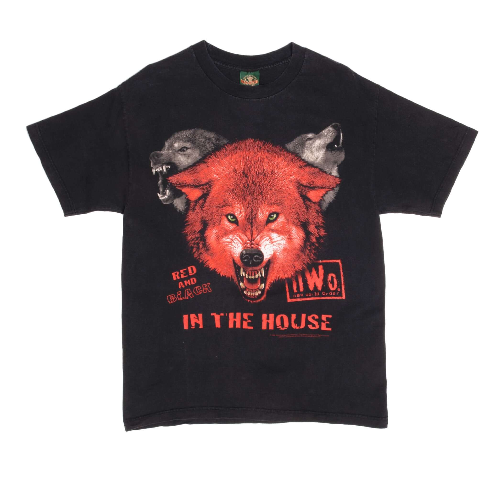 VINTAGE WCW NWO WRESTLING RED AND BLACK 1998 TEE SHIRT LARGE MADE USA