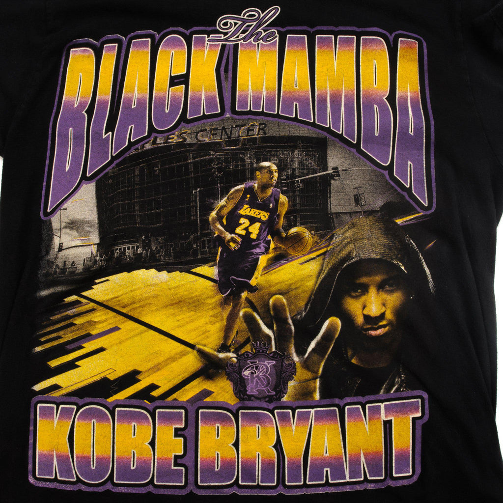Kobe Bryant World Champion Vintage T-Shirt - REVER LAVIE