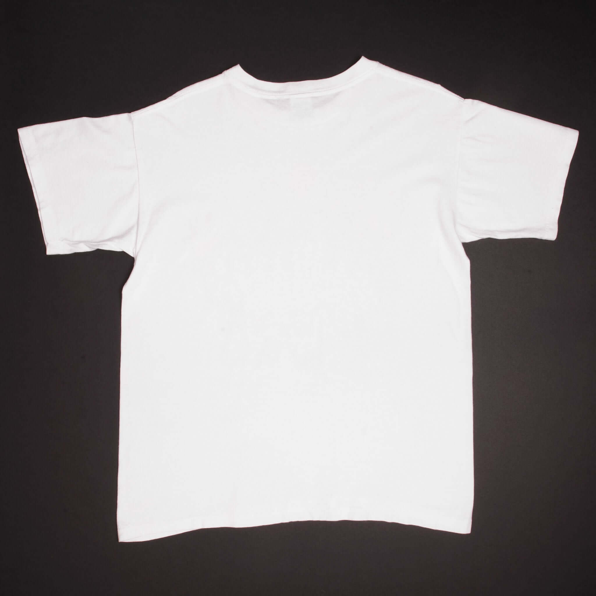 Vintage White NBA Chicago Bulls 1993 3 Times Champions Tee Shirt Size Medium With Single Stitch Sleeves. Made In USA.