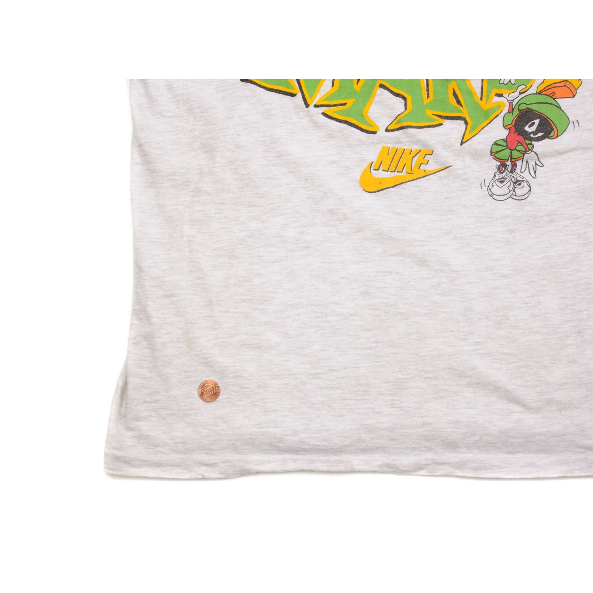 VINTAGE NIKE SPACE JAM TEE SHIRT 1993 SIZE LARGE MADE IN USA