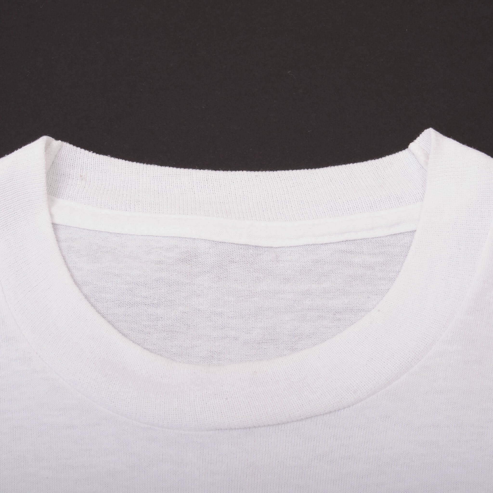 VINTAGE NBA DETROIT PISTONS VS LOS ANGELES LAKERS TEE SHIRT 1989 SIZE MEDIUM